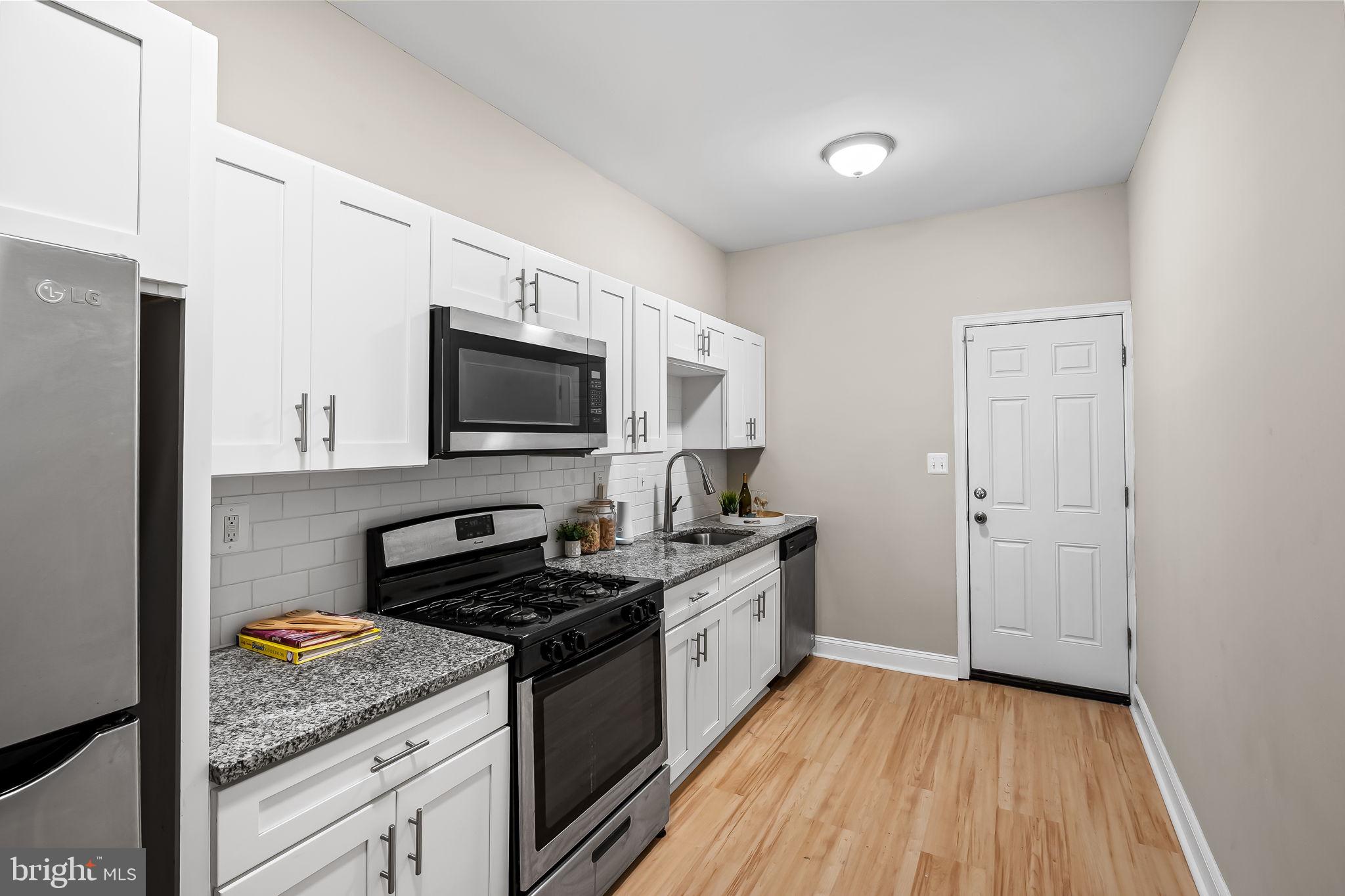 PENN NORTH - Residential