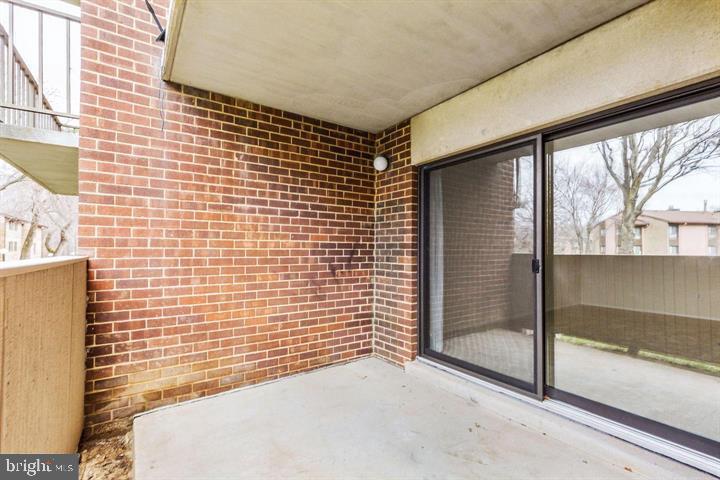 VILLAGE OF LONG REACH - Residential Lease