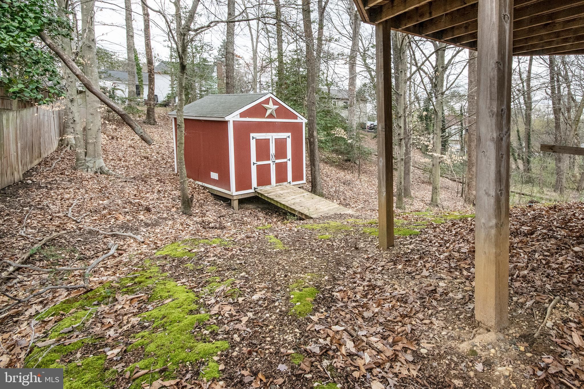 SHADOW WOODS - Residential