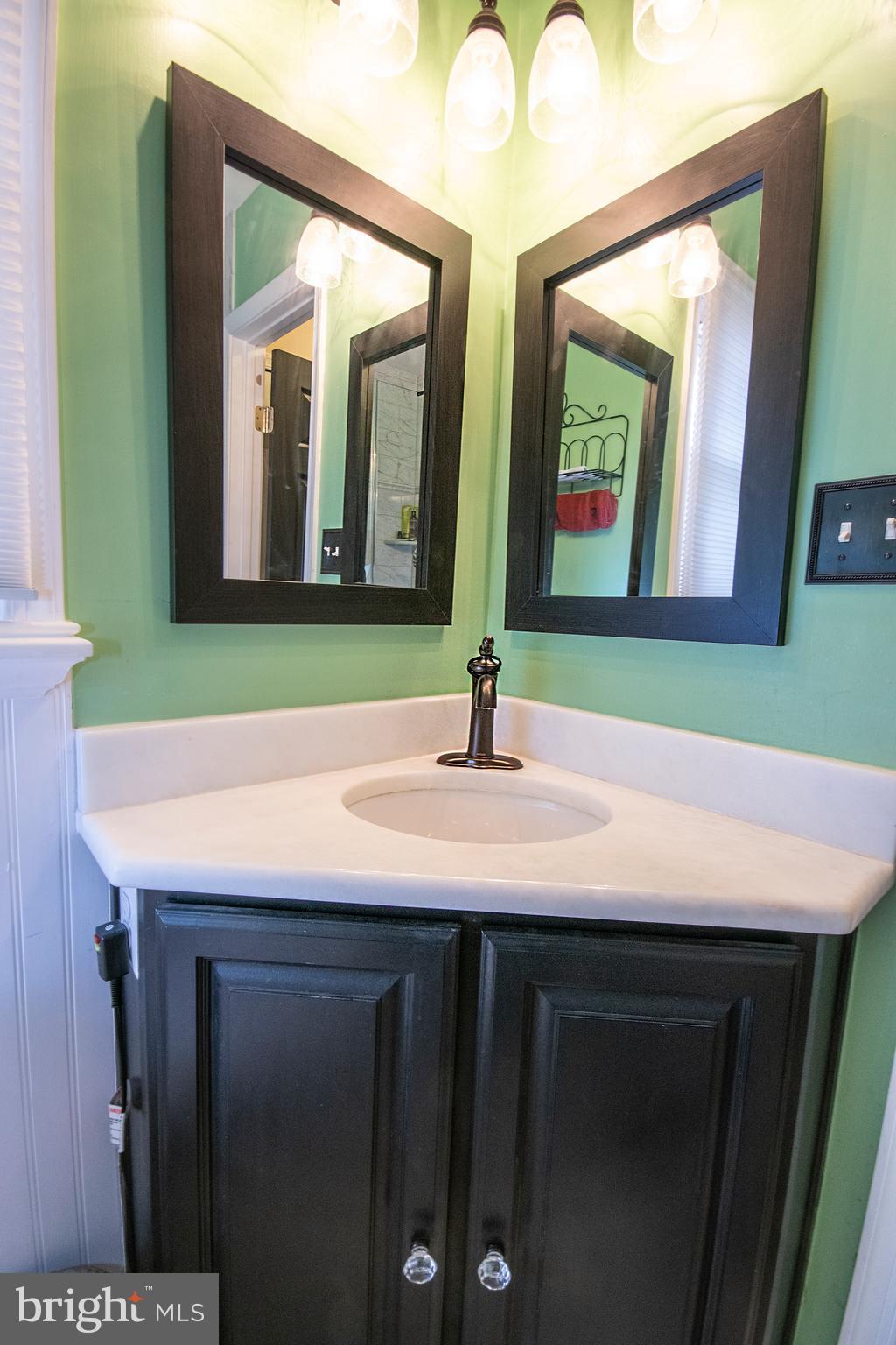 SHADOW WOODS - Residential