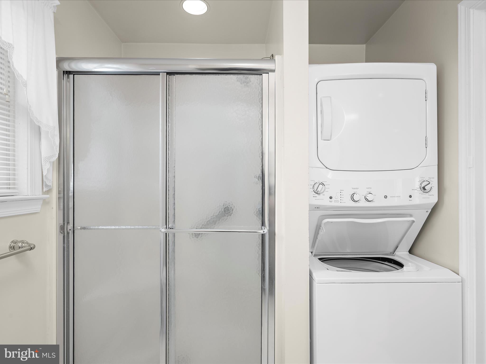 HARWOOD - Residential