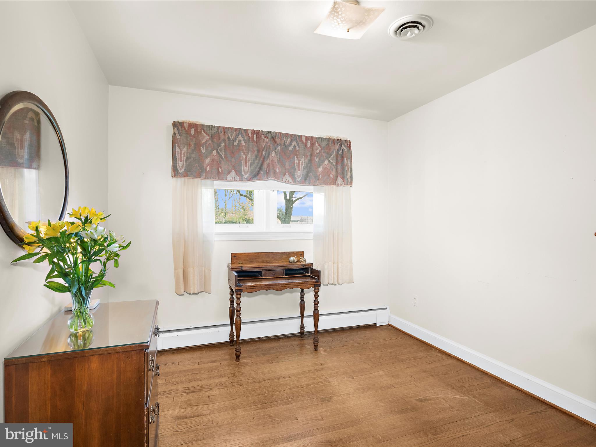 HARWOOD - Residential