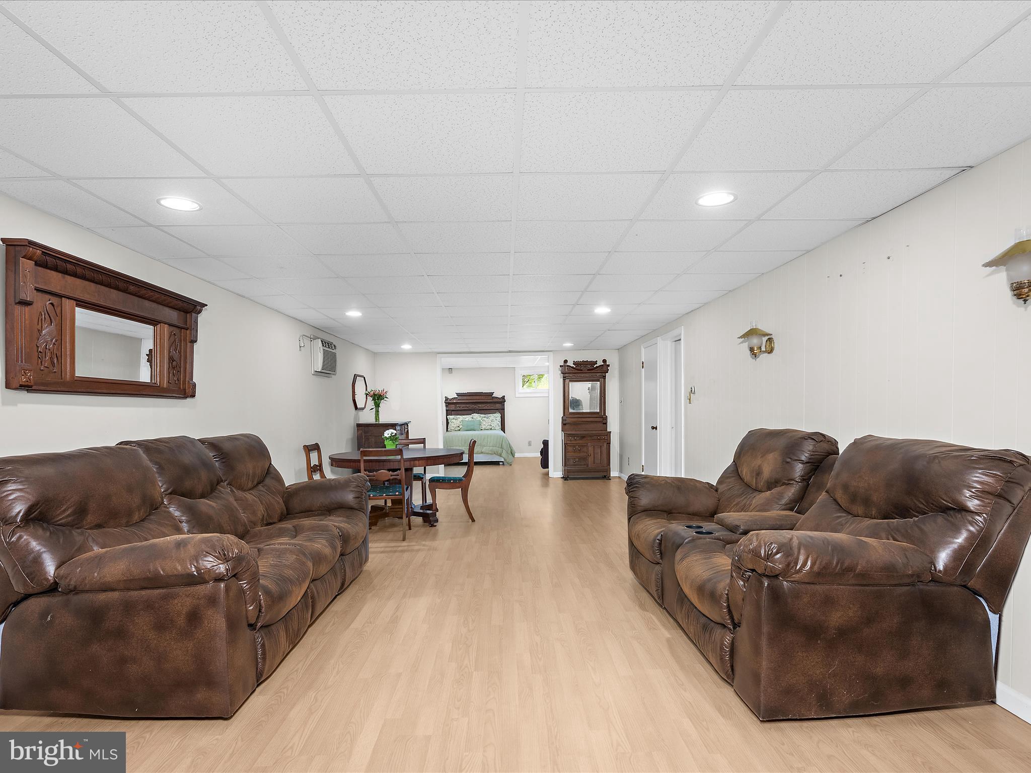 HARWOOD - Residential