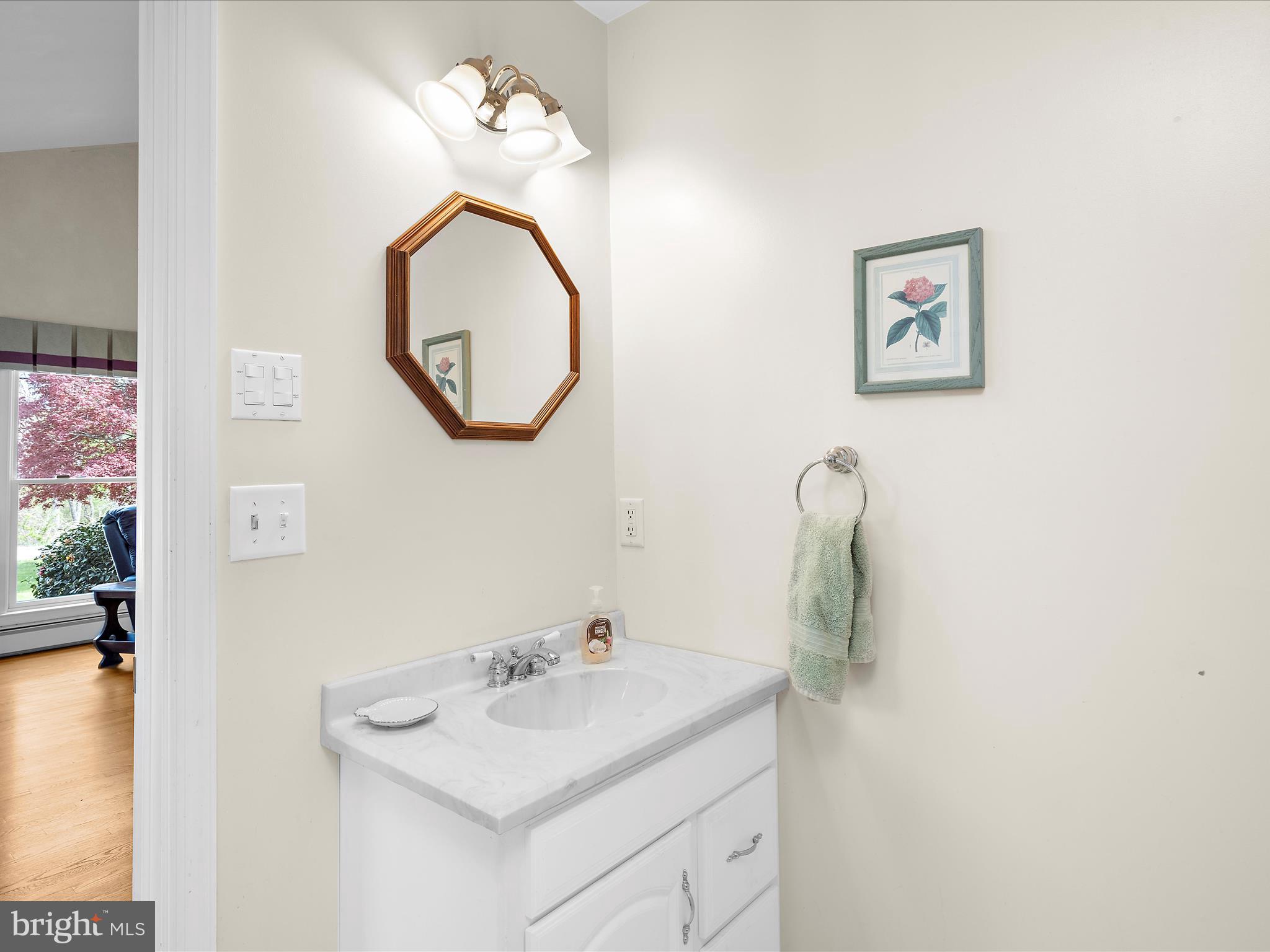 HARWOOD - Residential