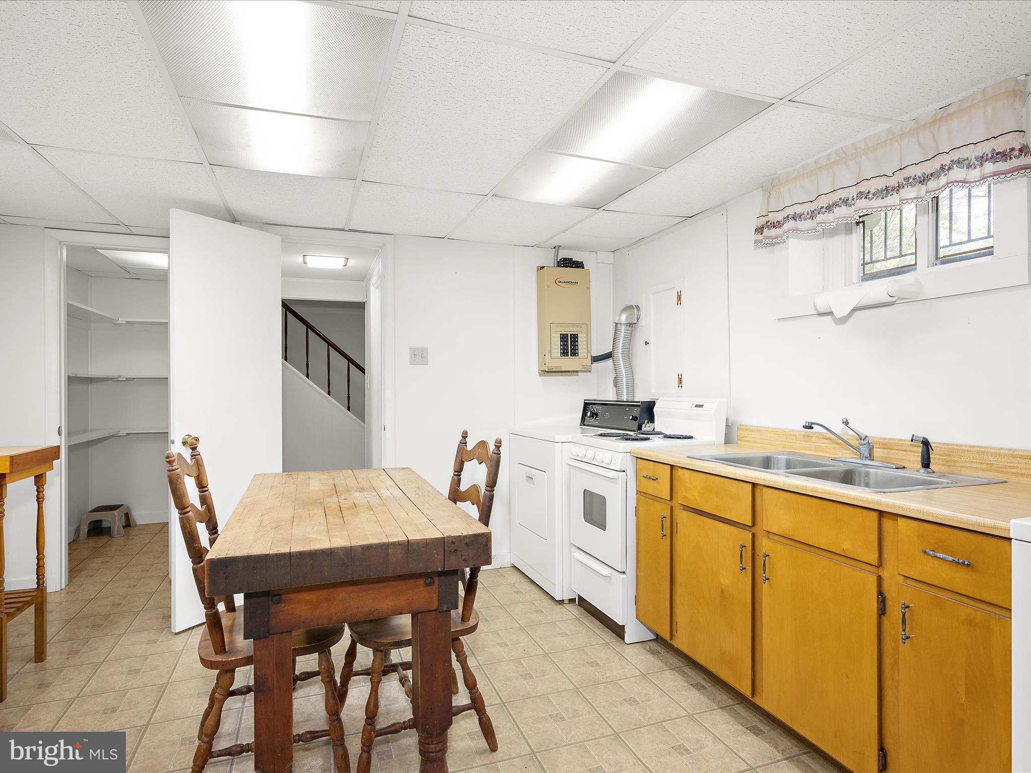 HARWOOD - Residential