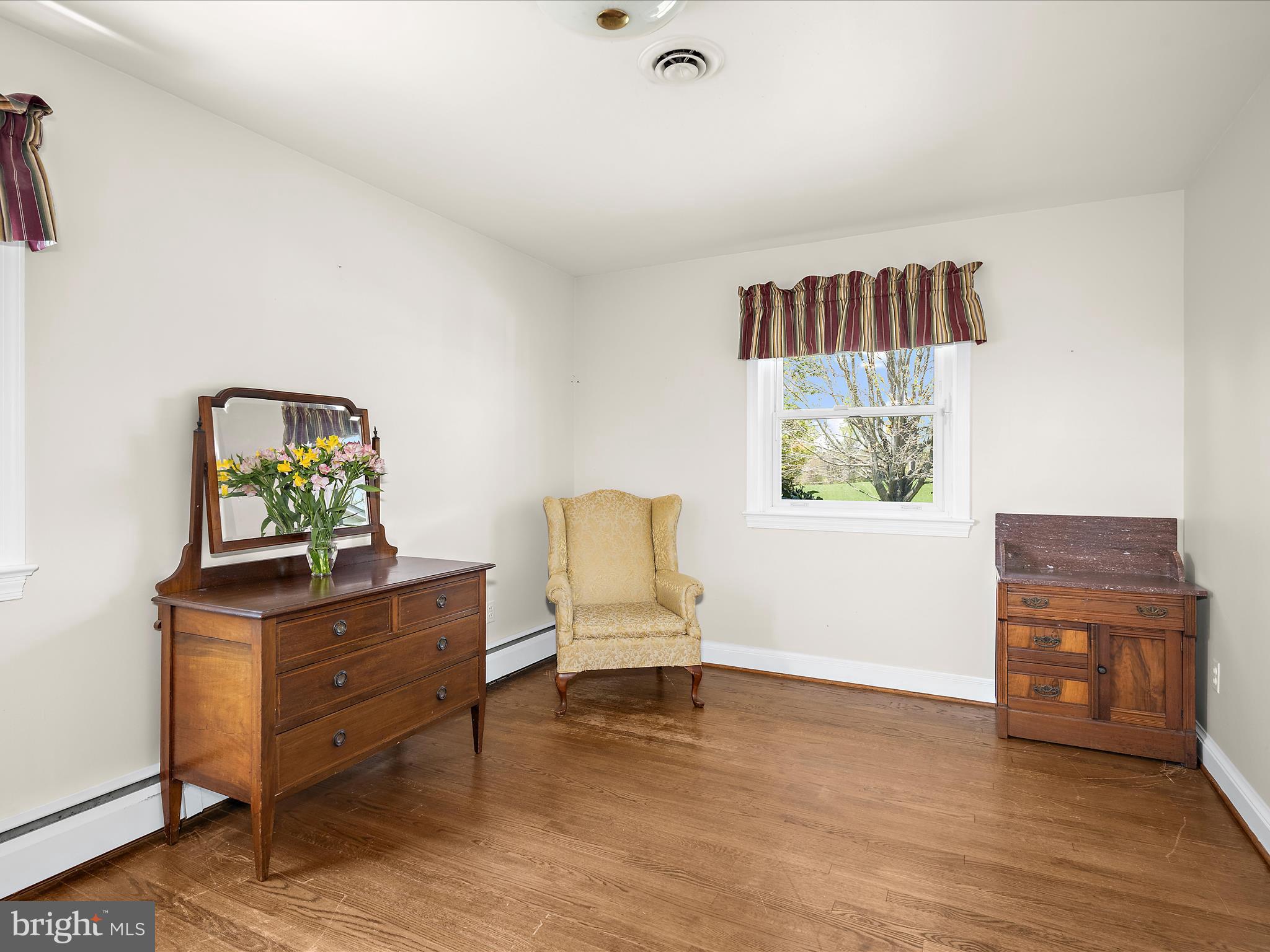 HARWOOD - Residential