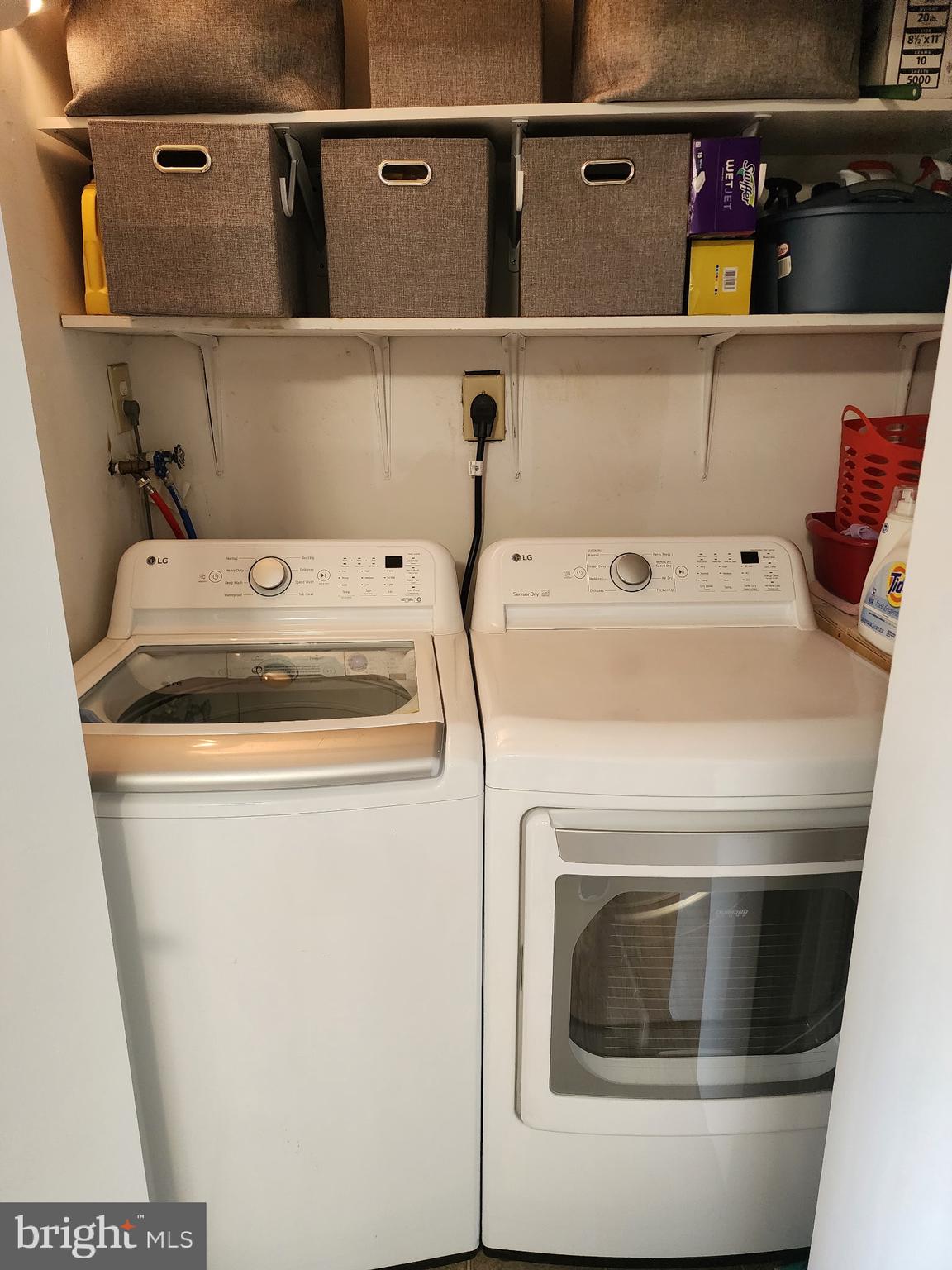 FREDERICKTOWNE TOWNHOUSE - Residential