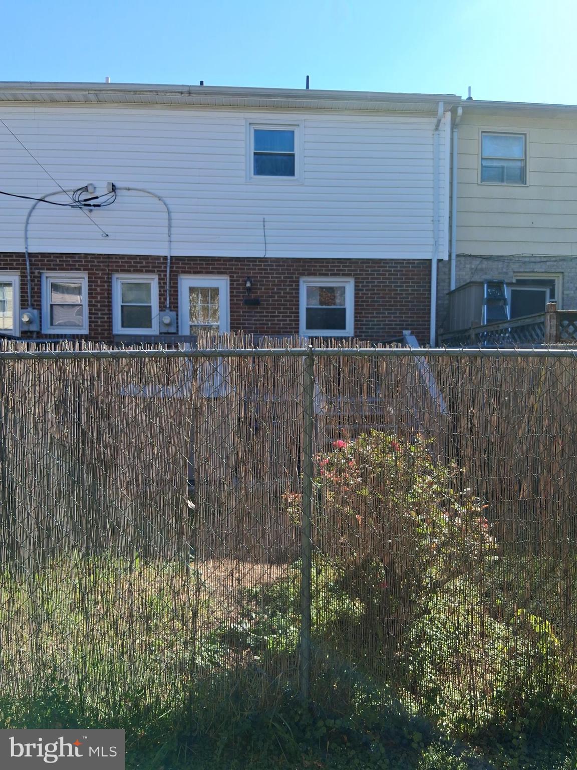 FREDERICKTOWNE TOWNHOUSE - Residential