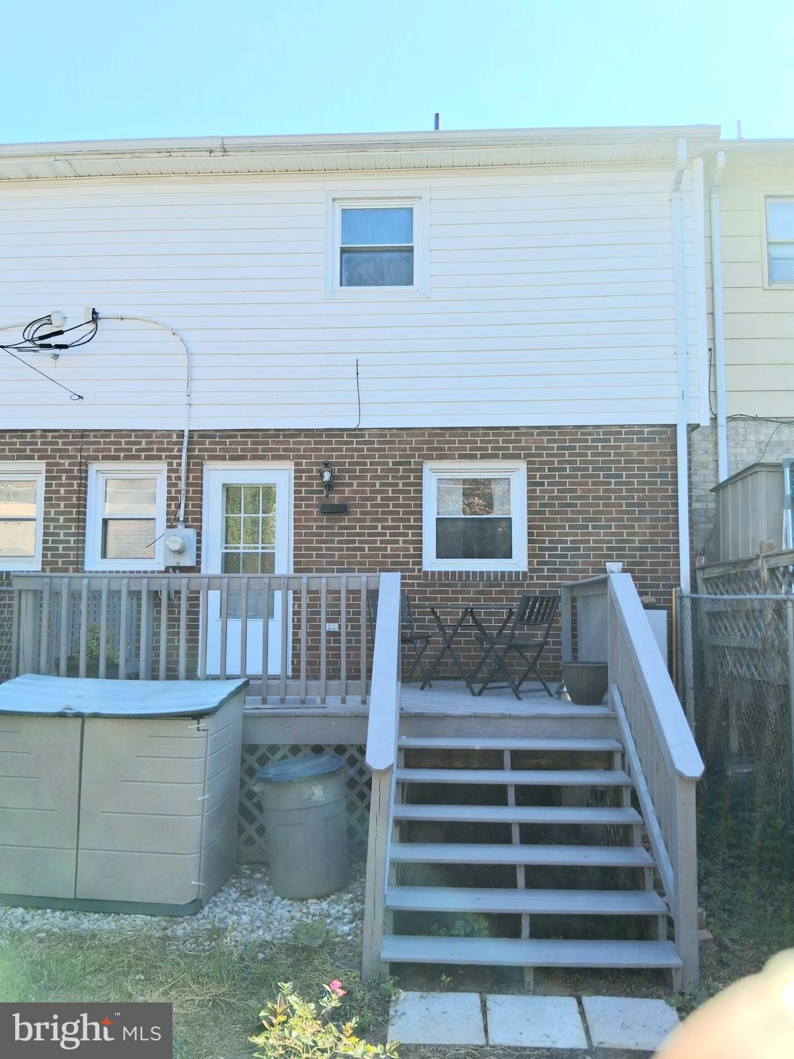 FREDERICKTOWNE TOWNHOUSE - Residential