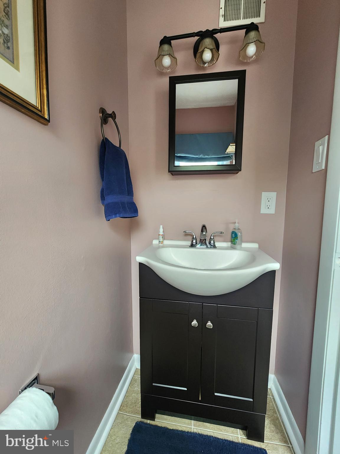 FREDERICKTOWNE TOWNHOUSE - Residential