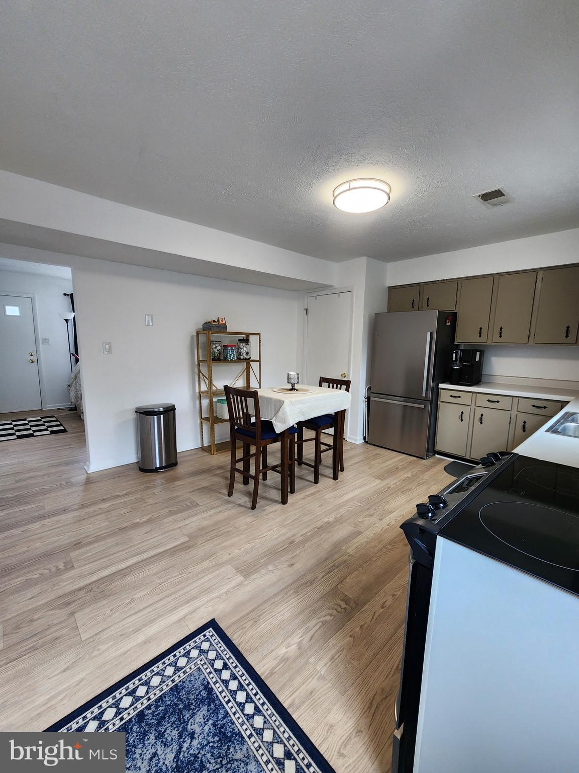 FREDERICKTOWNE TOWNHOUSE - Residential