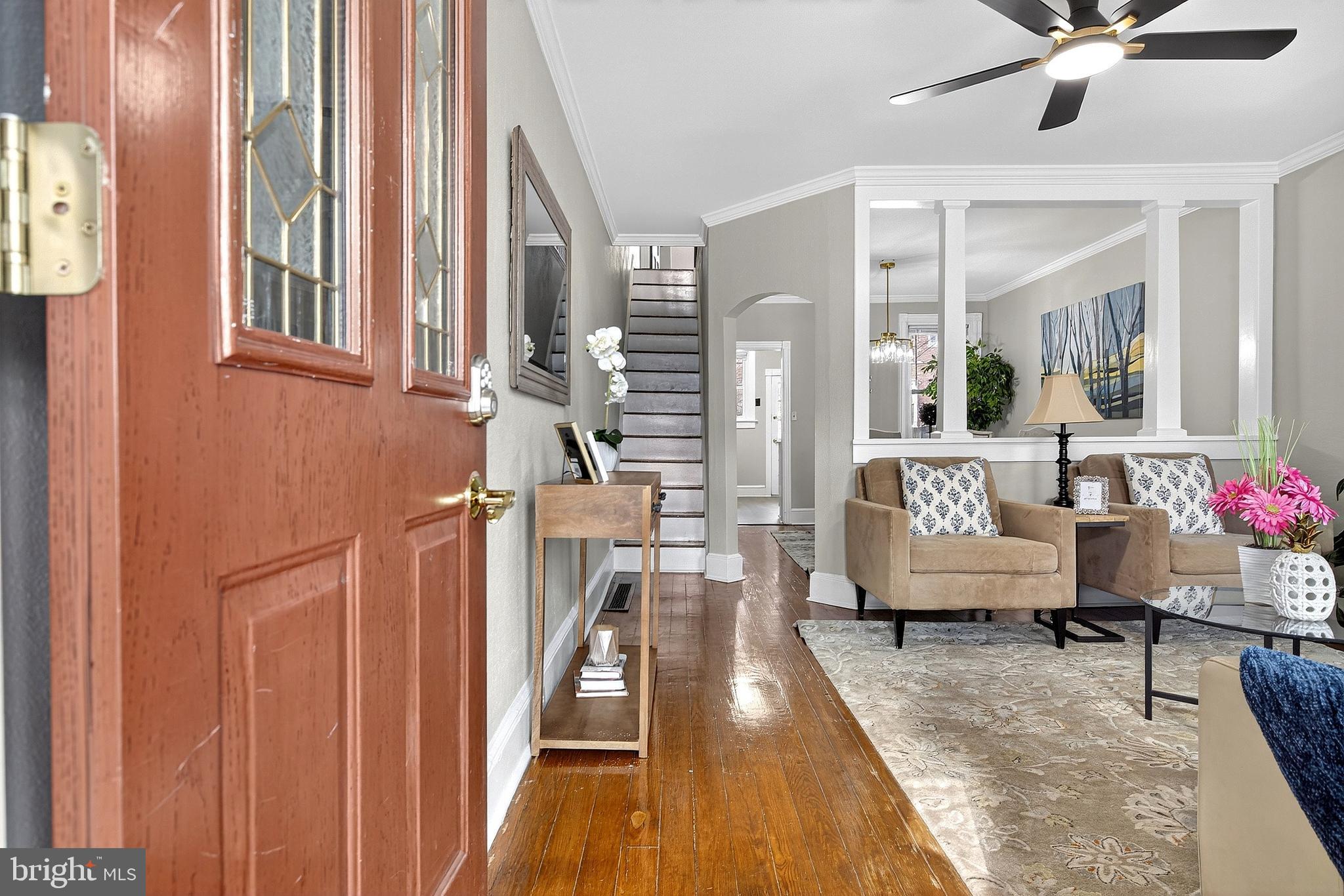 2923 WASHINGTON STREET