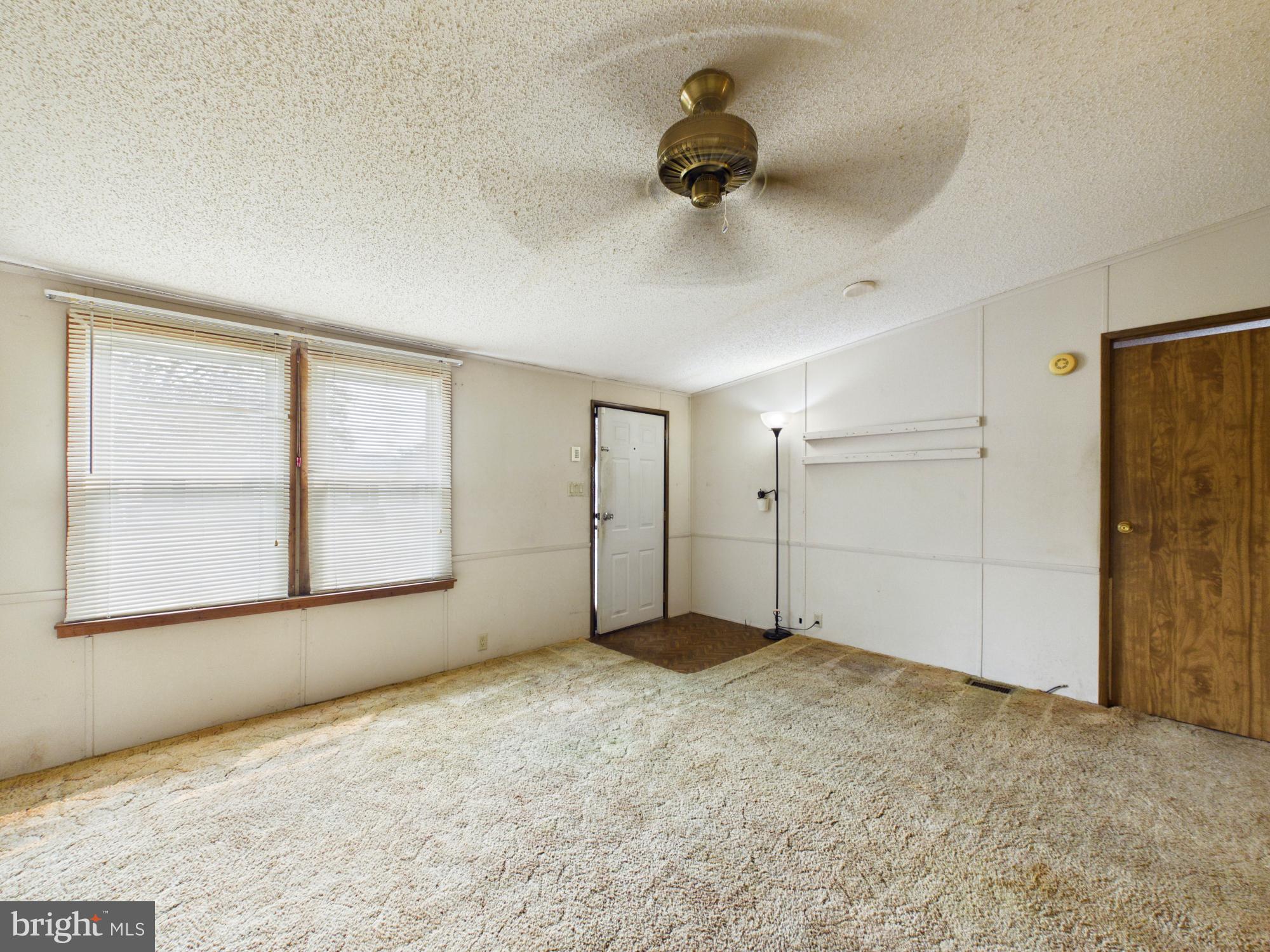 136 GORDON PLACE