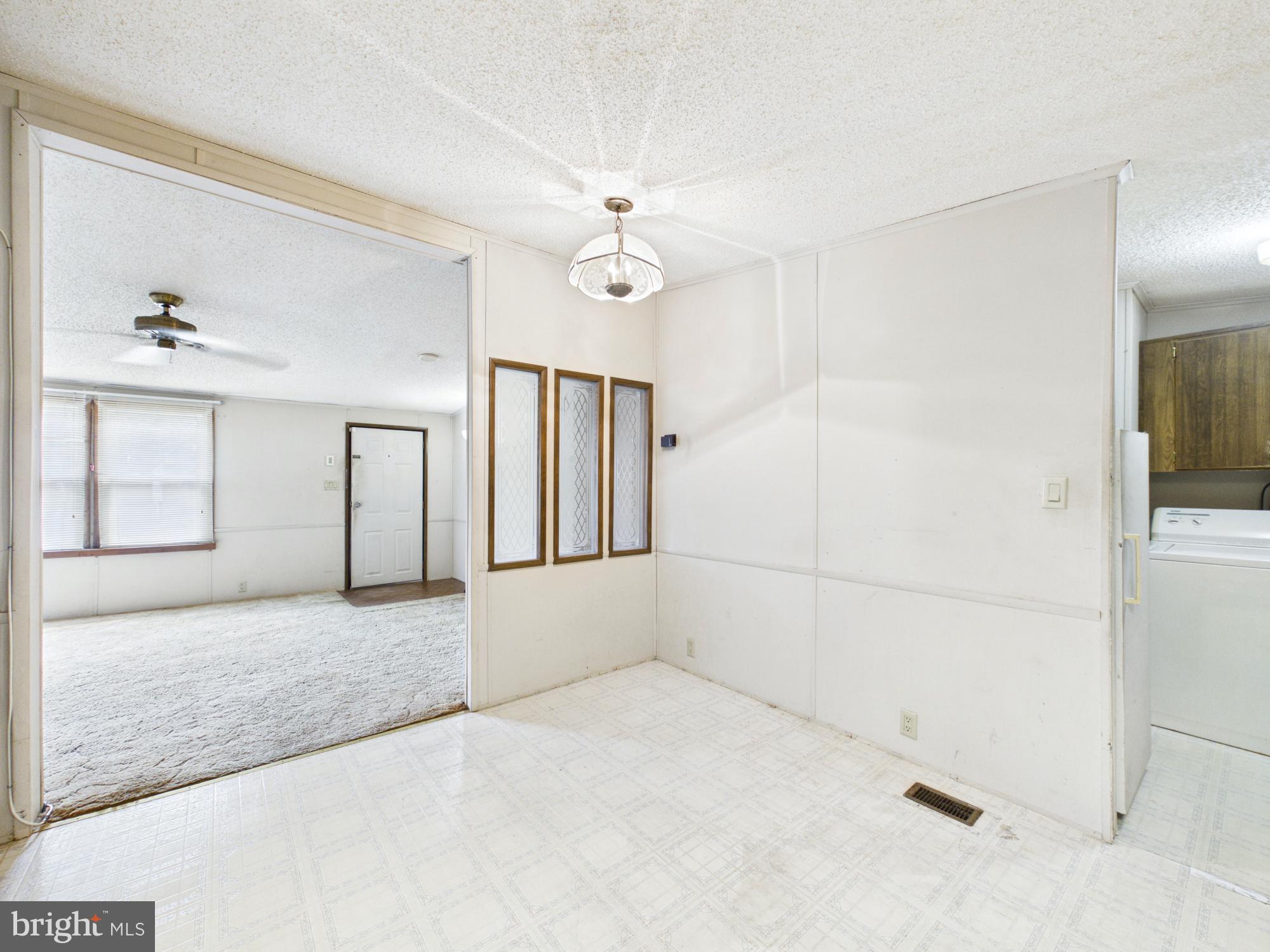 136 GORDON PLACE