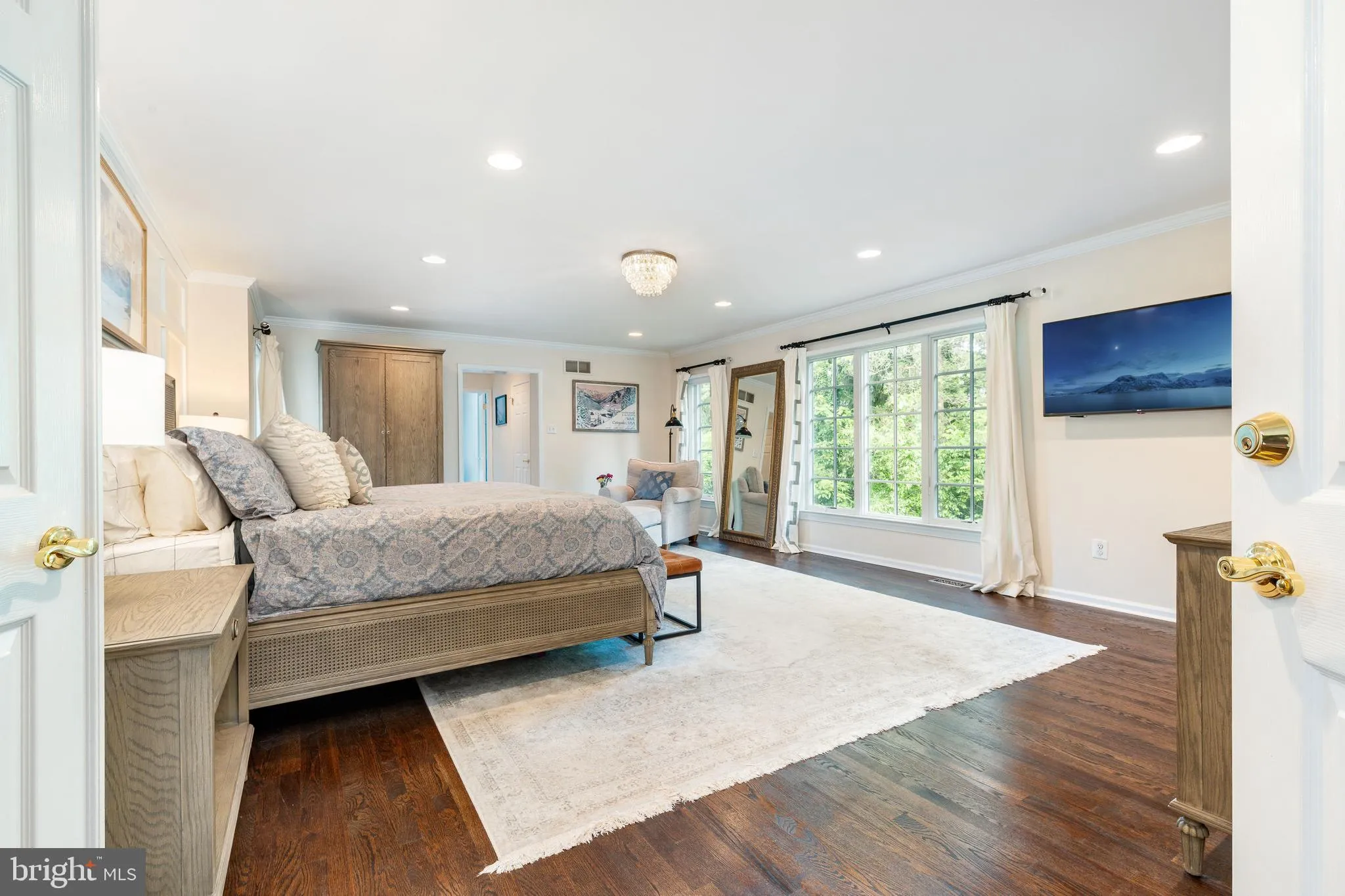 Villanova, Pennsylvania 19085, United States, 4 Bedrooms Bedrooms, ,4 BathroomsBathrooms,Residential,Pending,127956