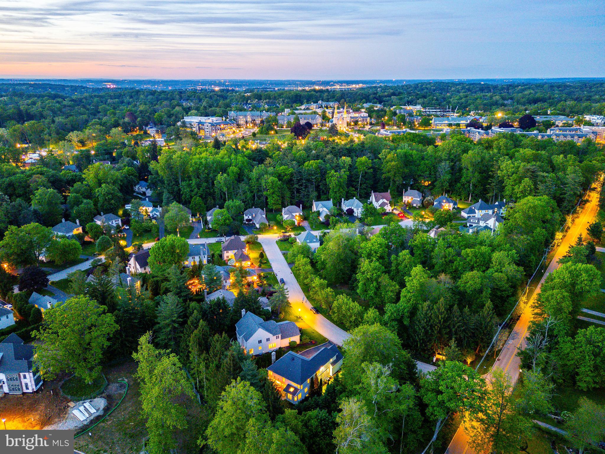 TRIANON - Residential