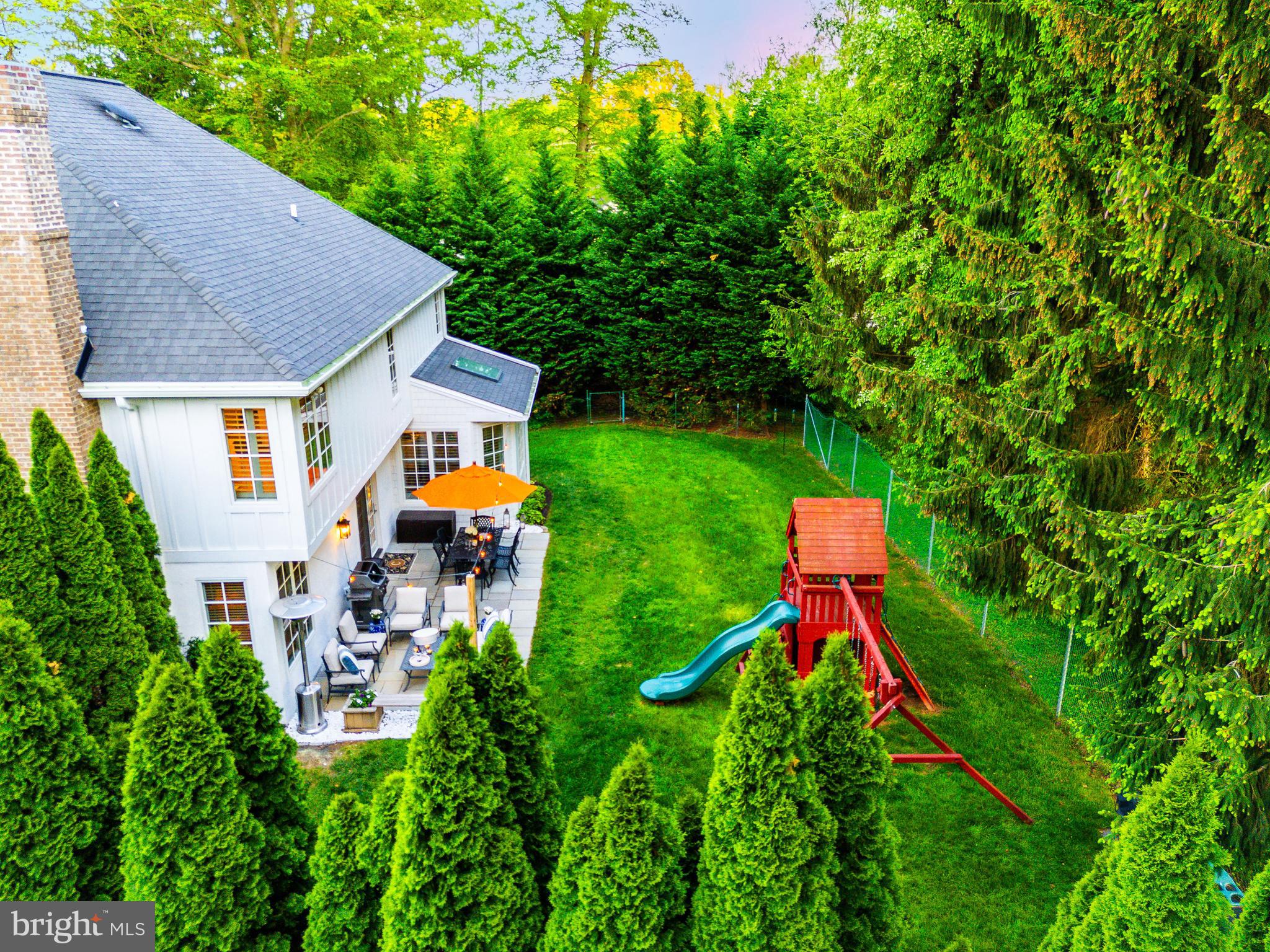 TRIANON - Residential