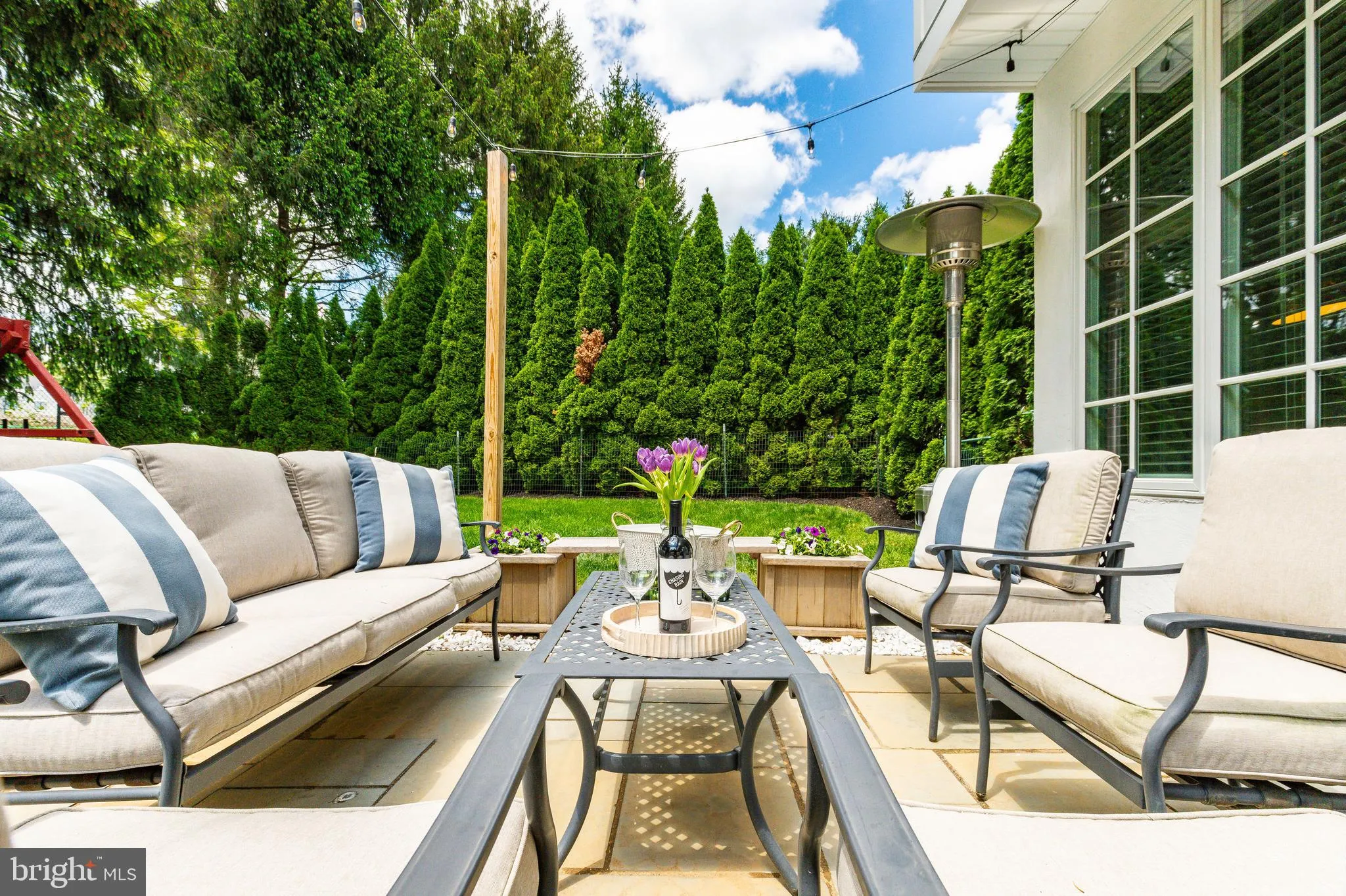 Villanova, Pennsylvania 19085, United States, 4 Bedrooms Bedrooms, ,4 BathroomsBathrooms,Residential,Pending,127956