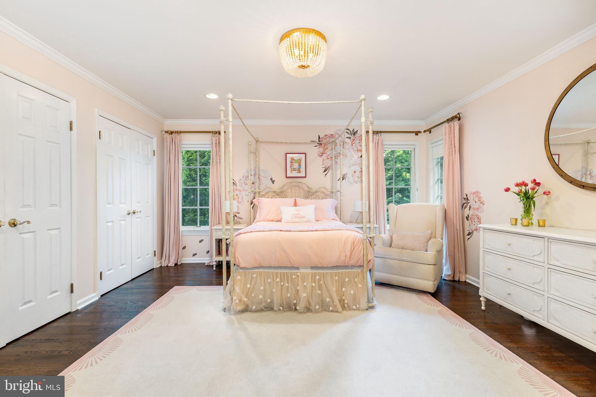 TRIANON - Residential