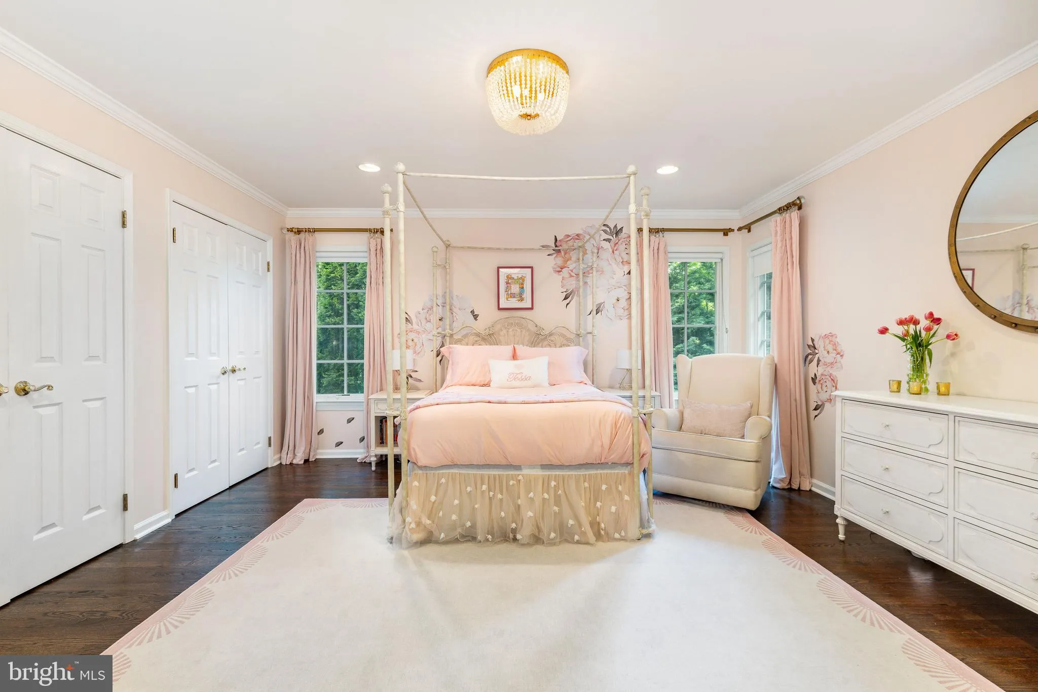 Villanova, Pennsylvania 19085, United States, 4 Bedrooms Bedrooms, ,4 BathroomsBathrooms,Residential,Pending,127956