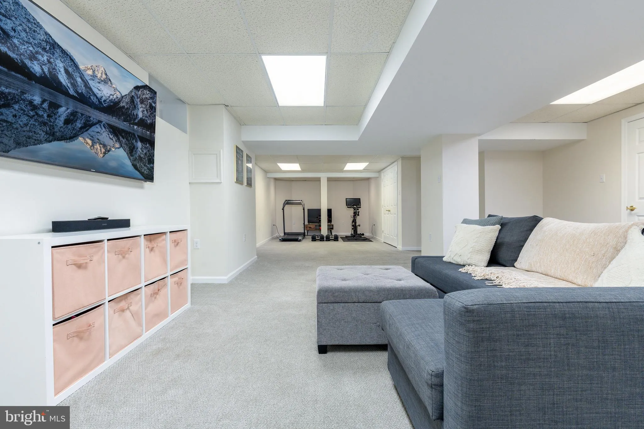 Villanova, Pennsylvania 19085, United States, 4 Bedrooms Bedrooms, ,4 BathroomsBathrooms,Residential,Pending,127956