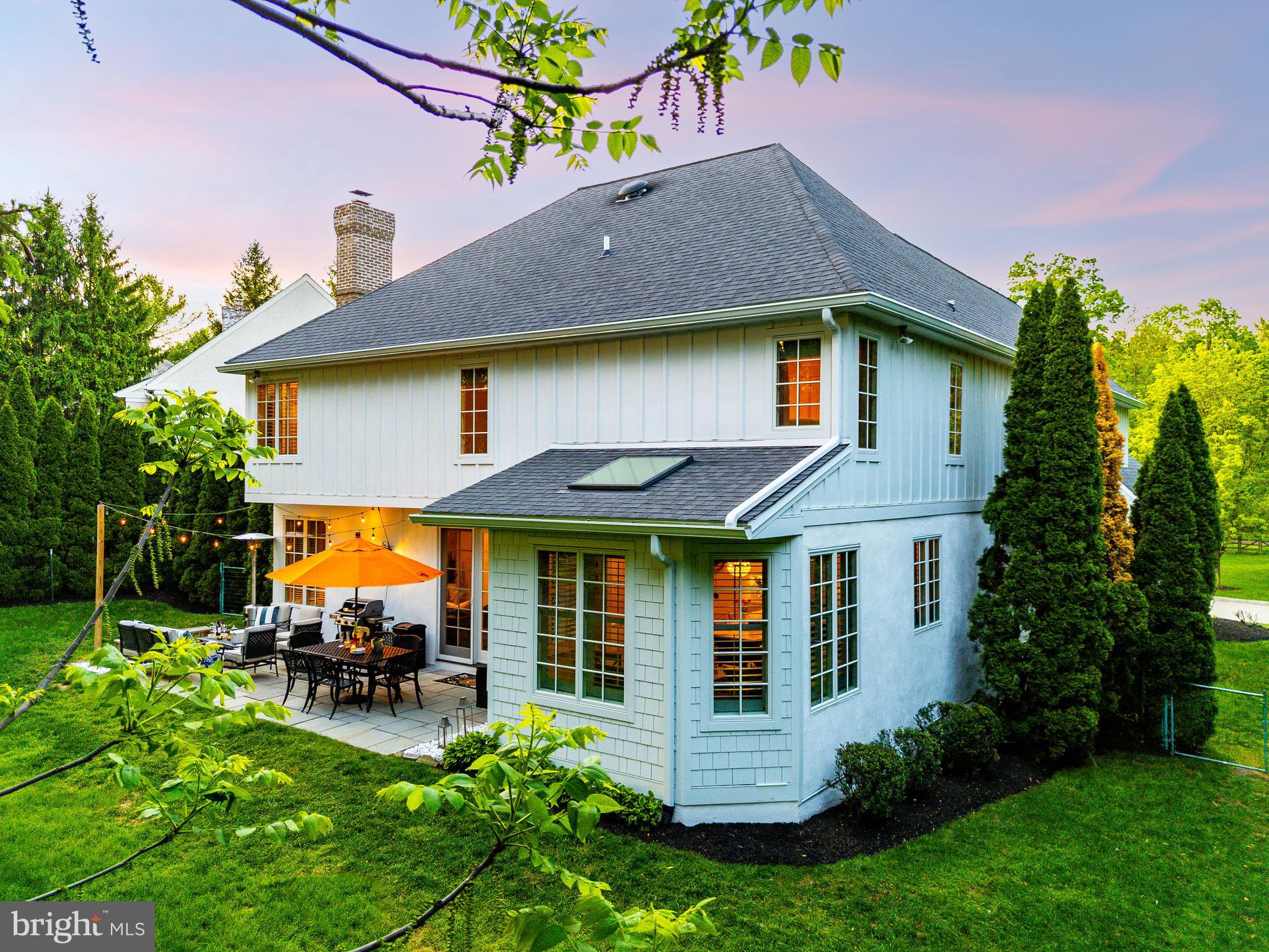 TRIANON - Residential