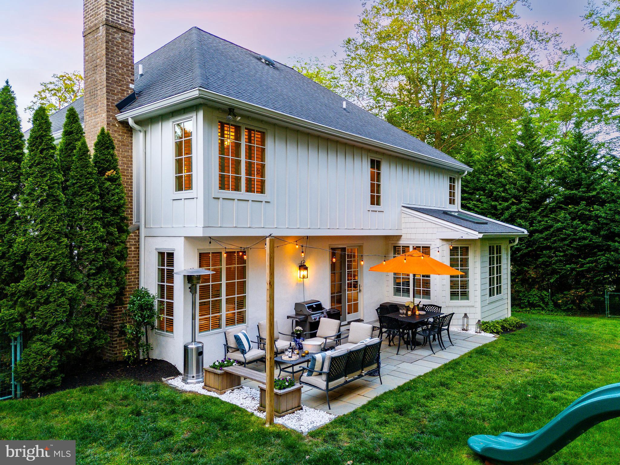 TRIANON - Residential