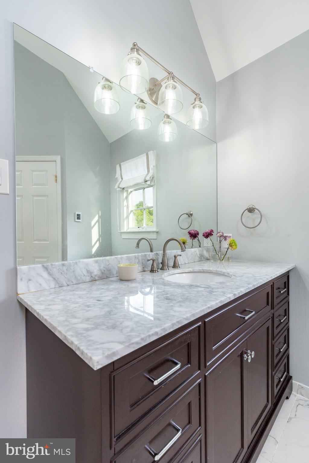 TRIANON - Residential