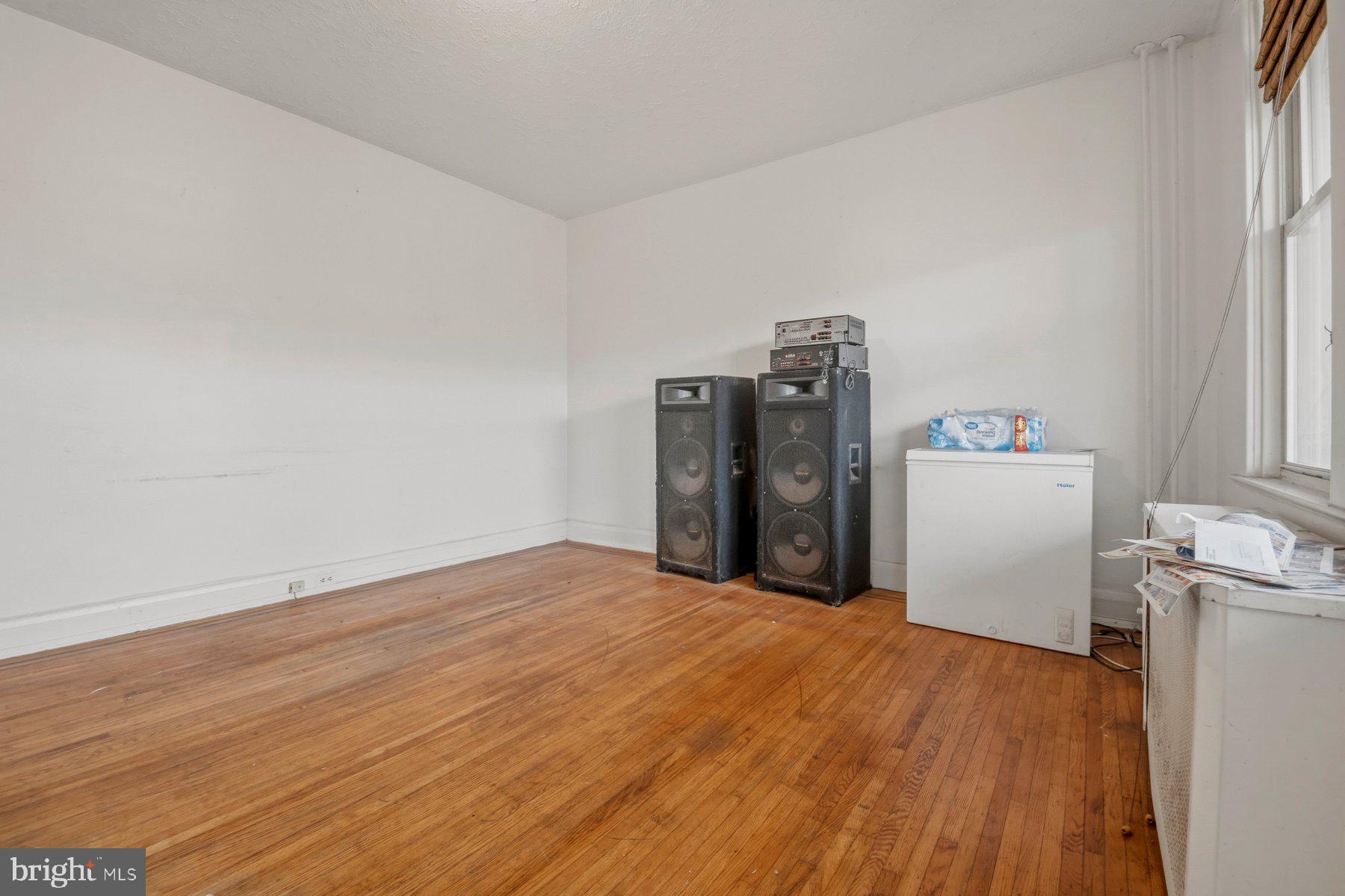 BELAIR-EDISON - Residential