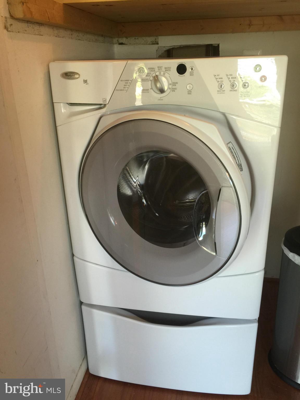 STAFFORD OAKS - Residential