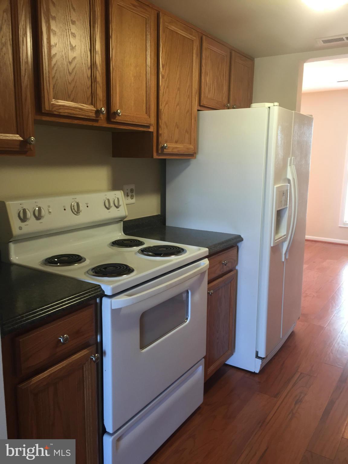 STAFFORD OAKS - Residential