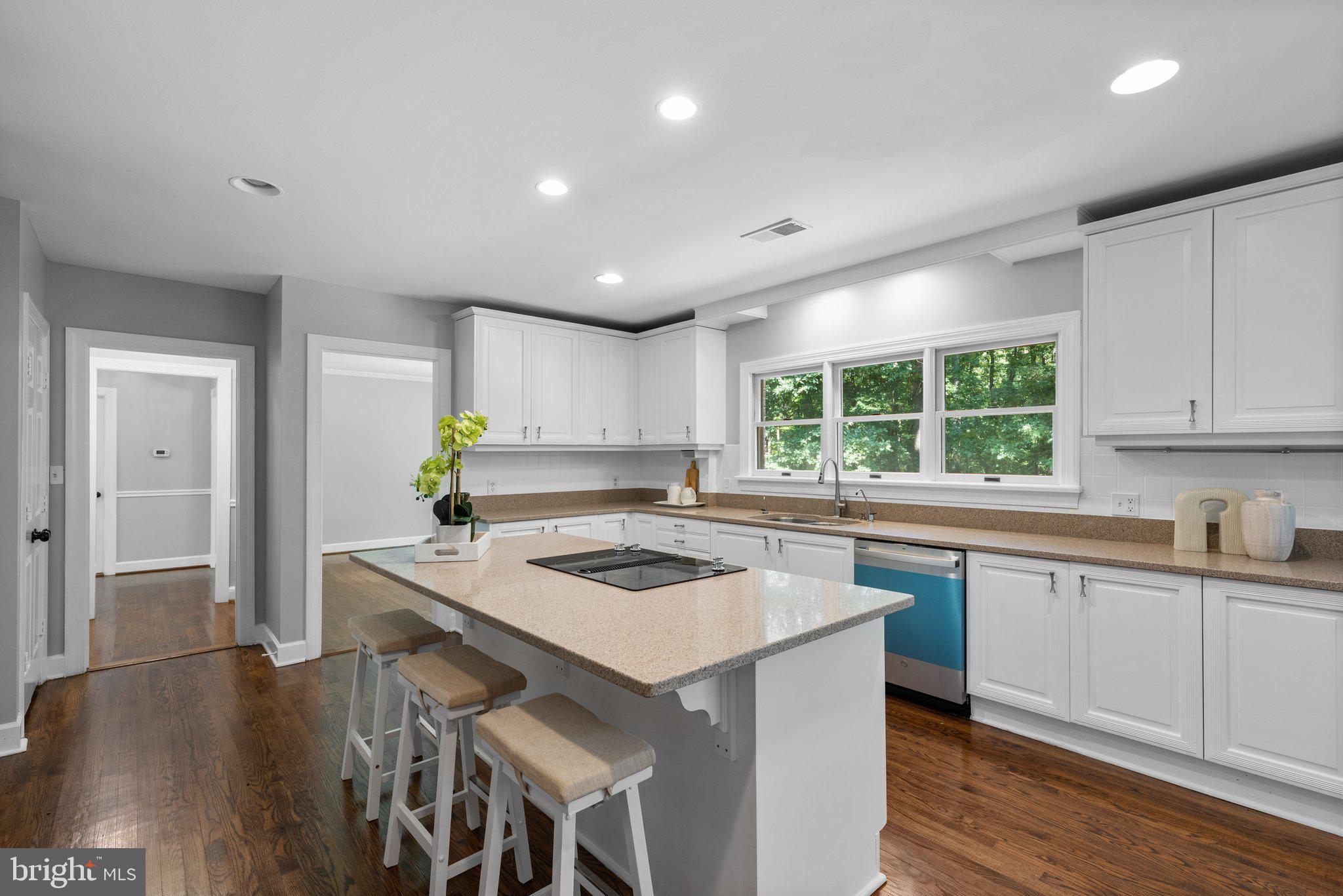 EDNOR HIGHLANDS - Residential