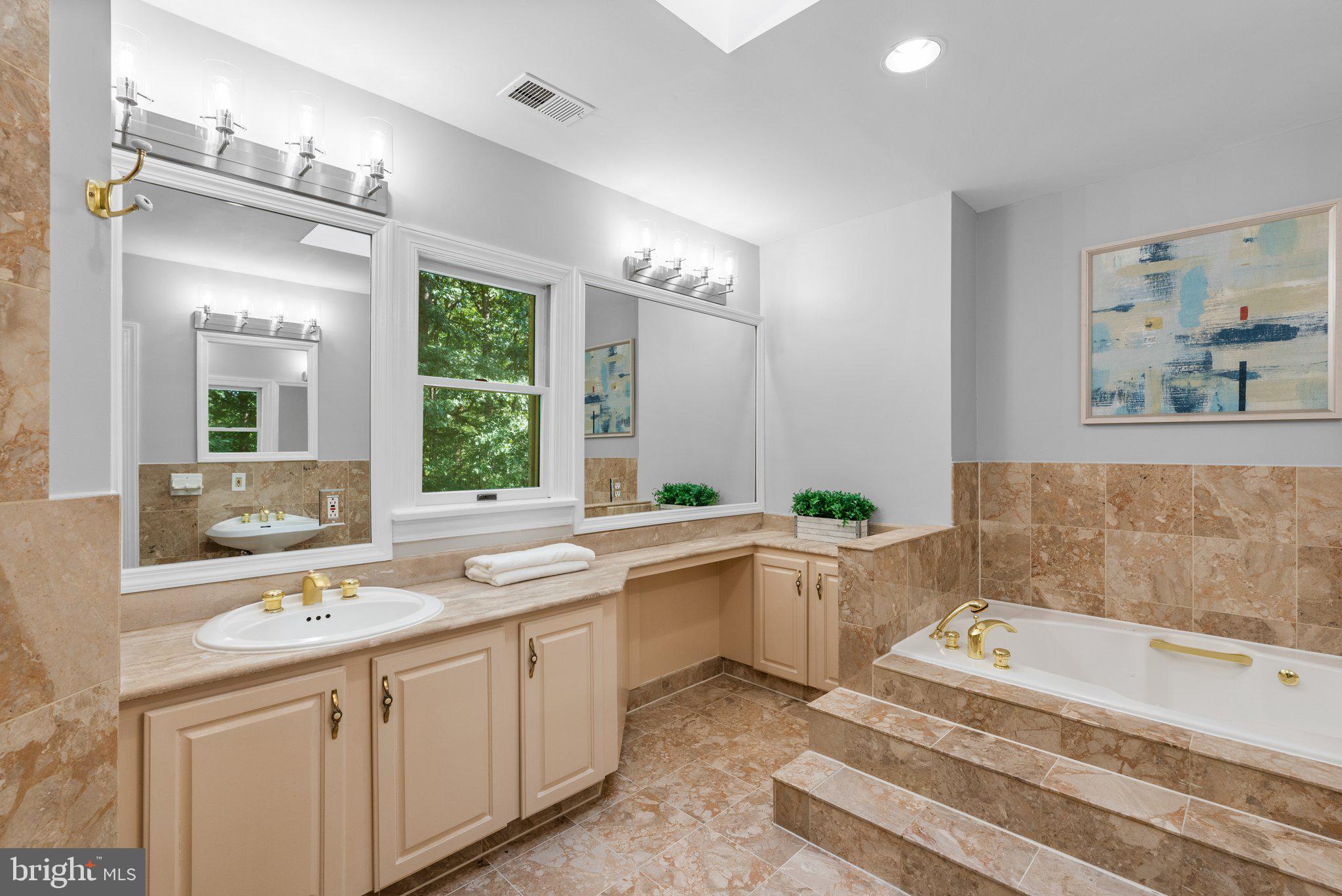 EDNOR HIGHLANDS - Residential