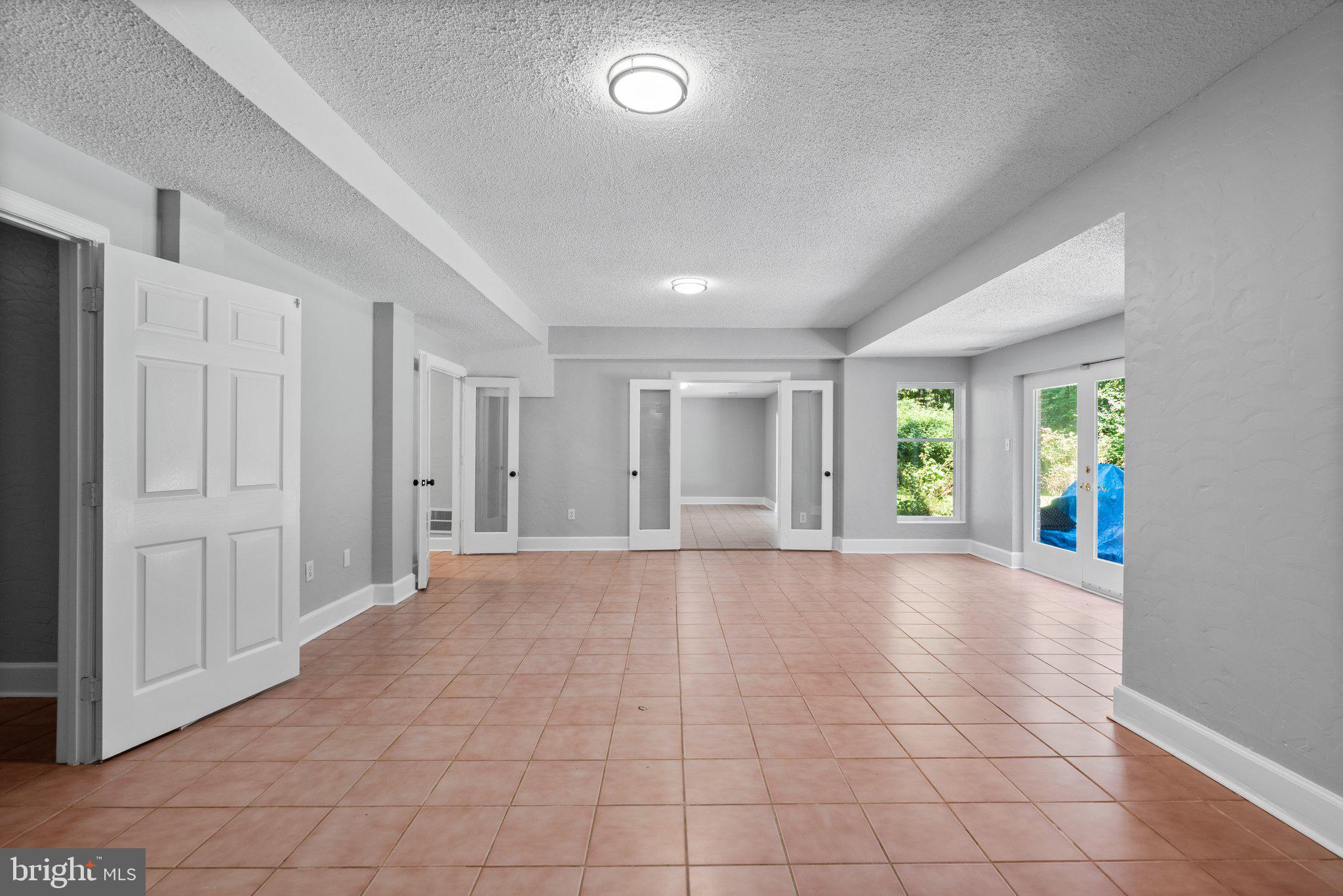 EDNOR HIGHLANDS - Residential