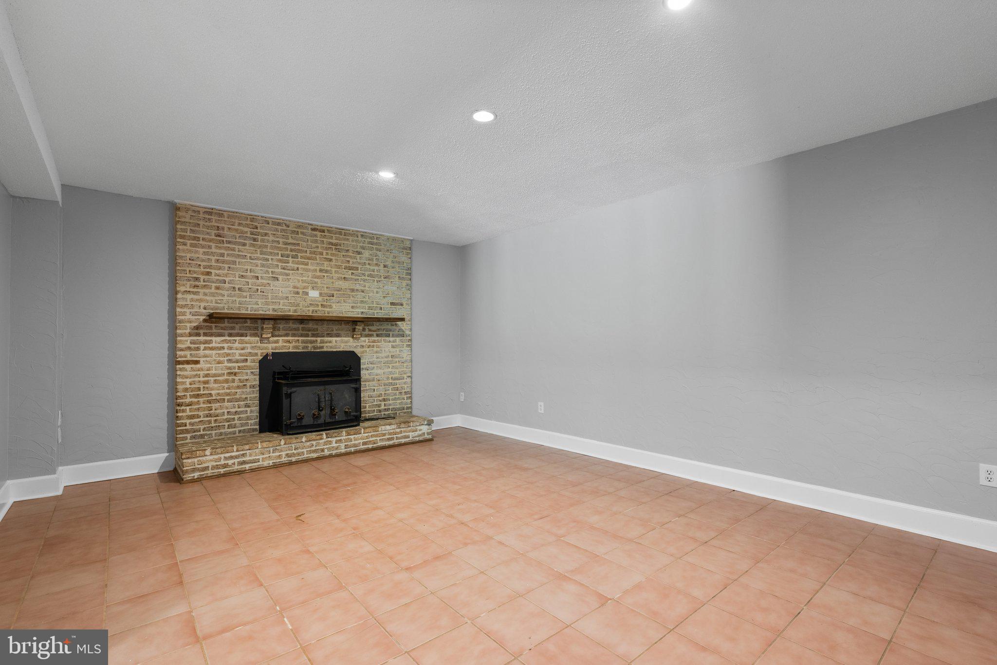 EDNOR HIGHLANDS - Residential