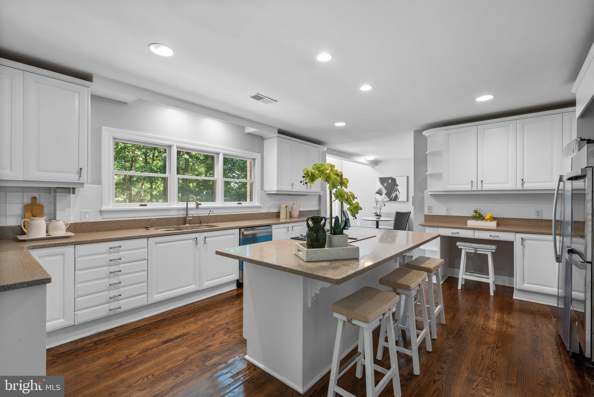 EDNOR HIGHLANDS - Residential