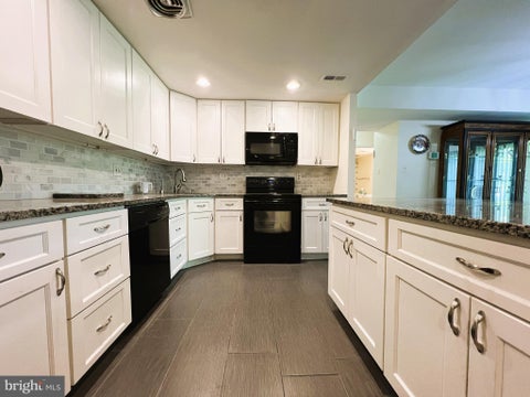 Condo For Sale - 6317 Park Heights Avenue #T4<br/> BALTIMORE, MD 21215