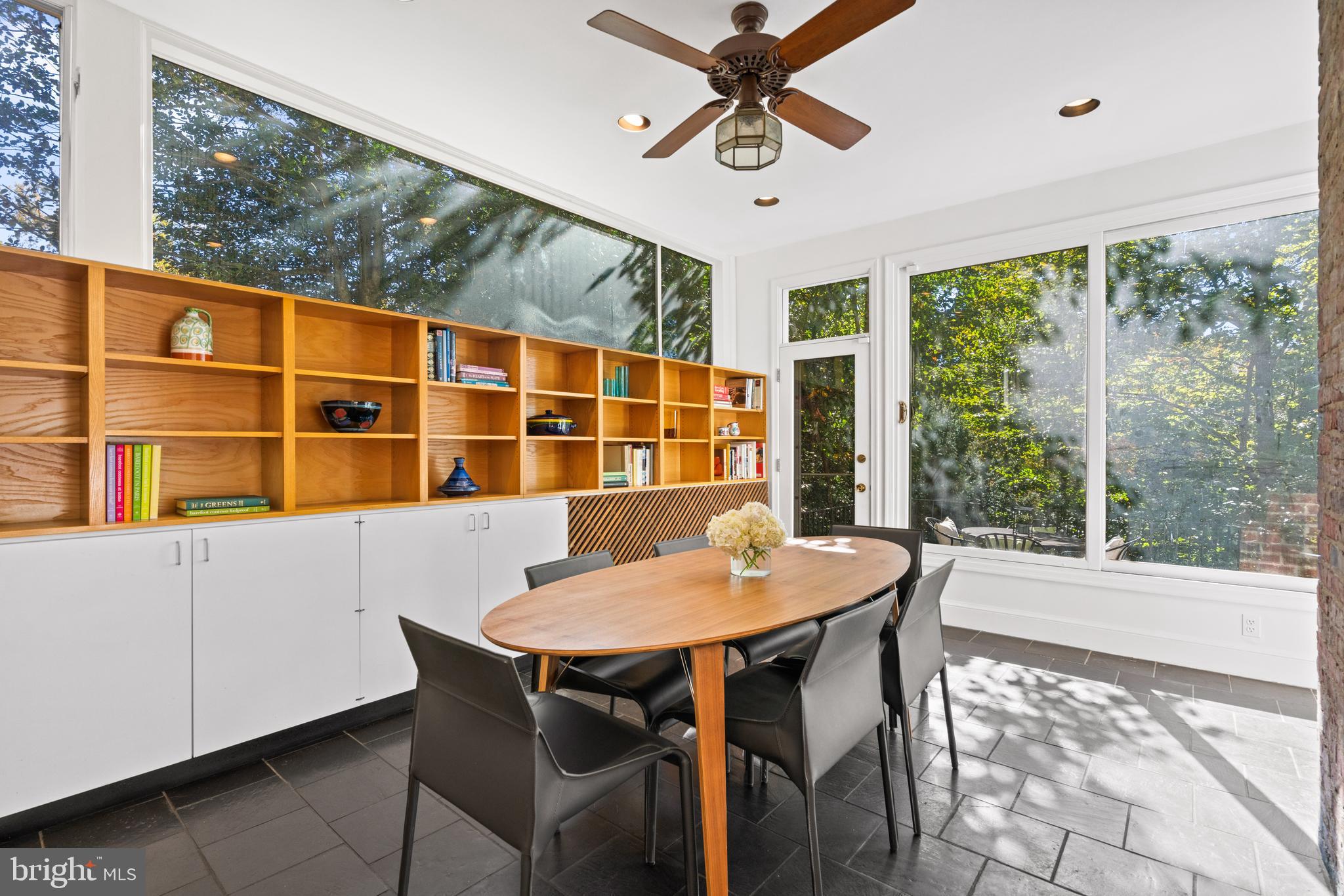CLEVELAND PARK - Residential