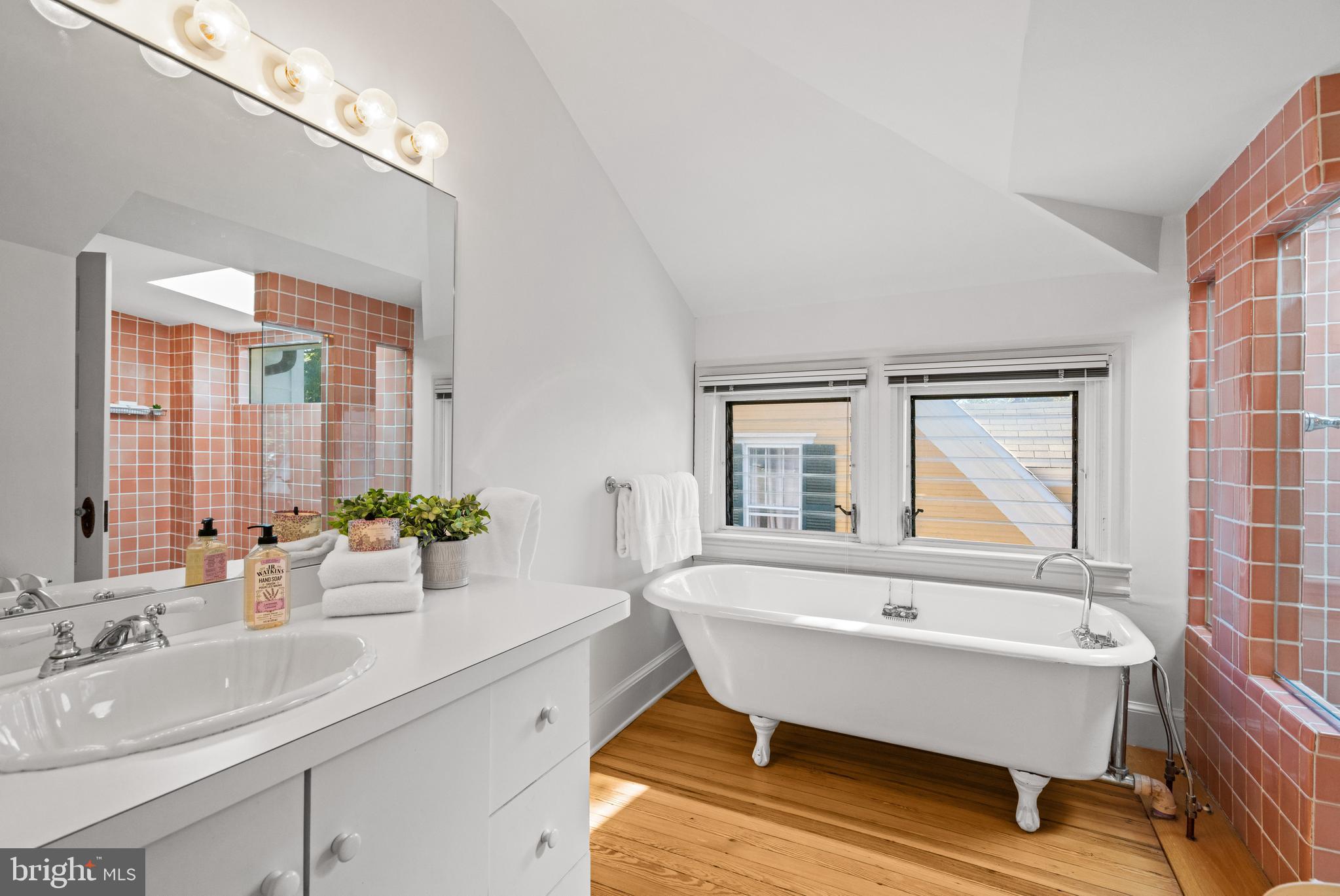 CLEVELAND PARK - Residential