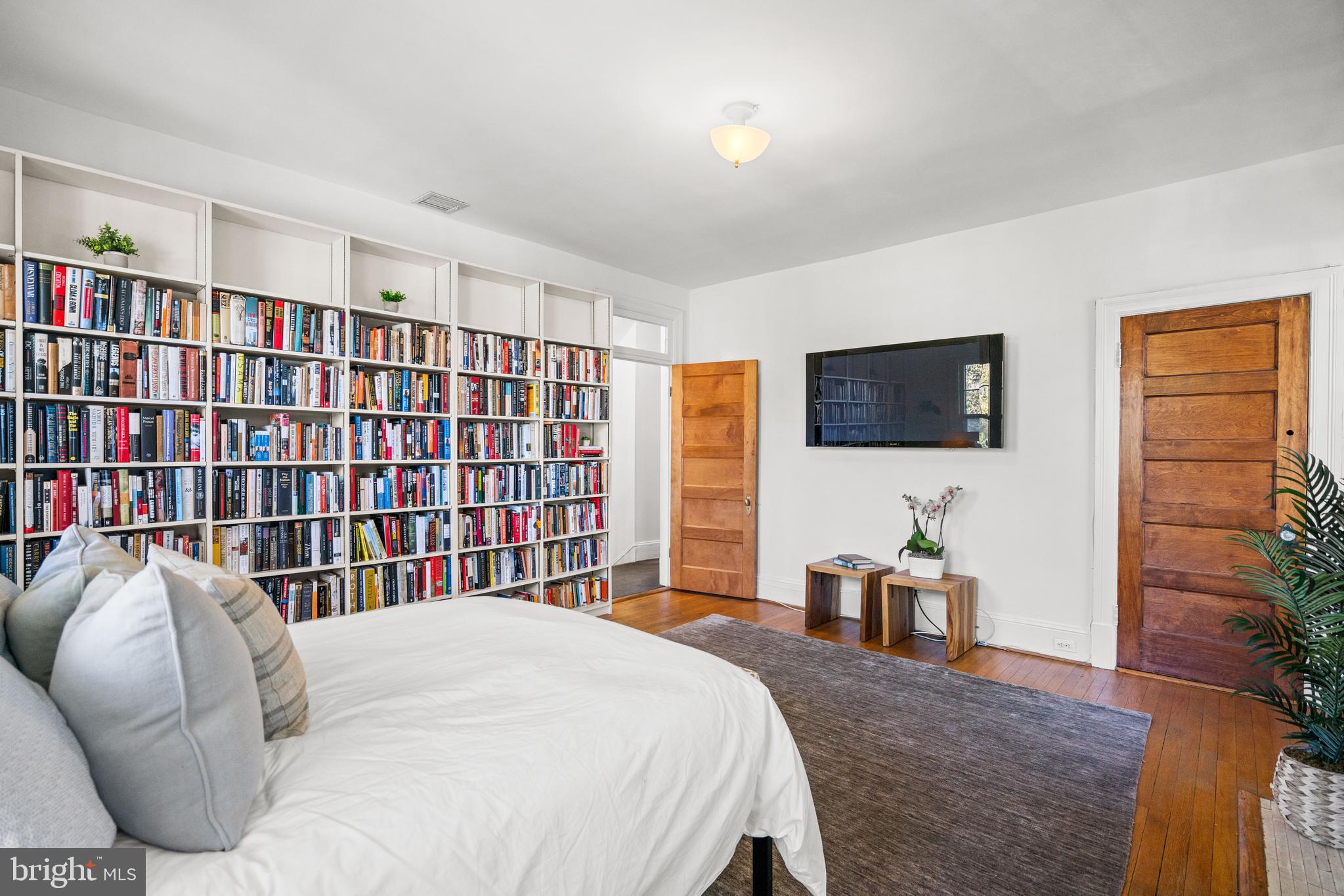 CLEVELAND PARK - Residential