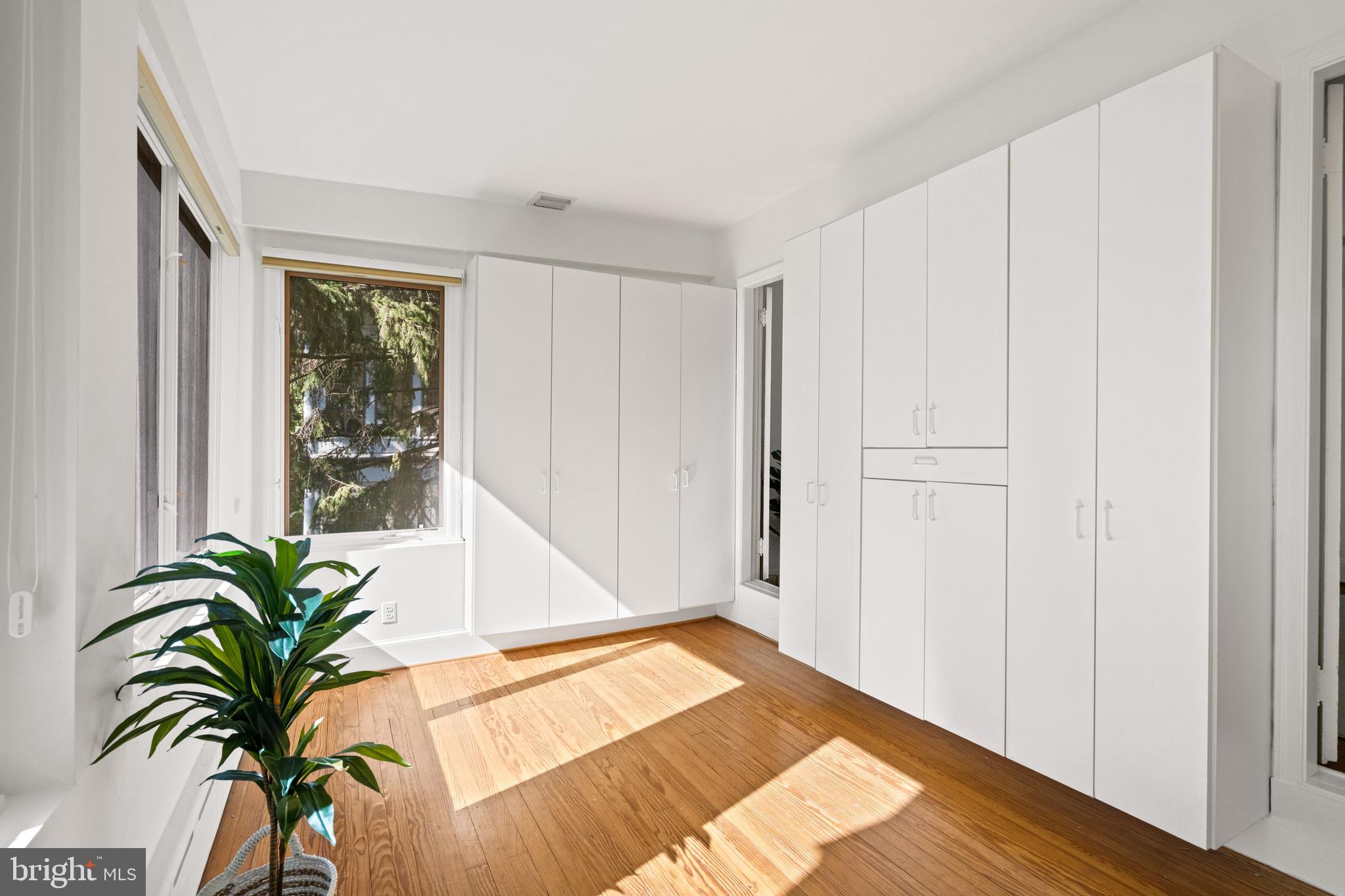 CLEVELAND PARK - Residential