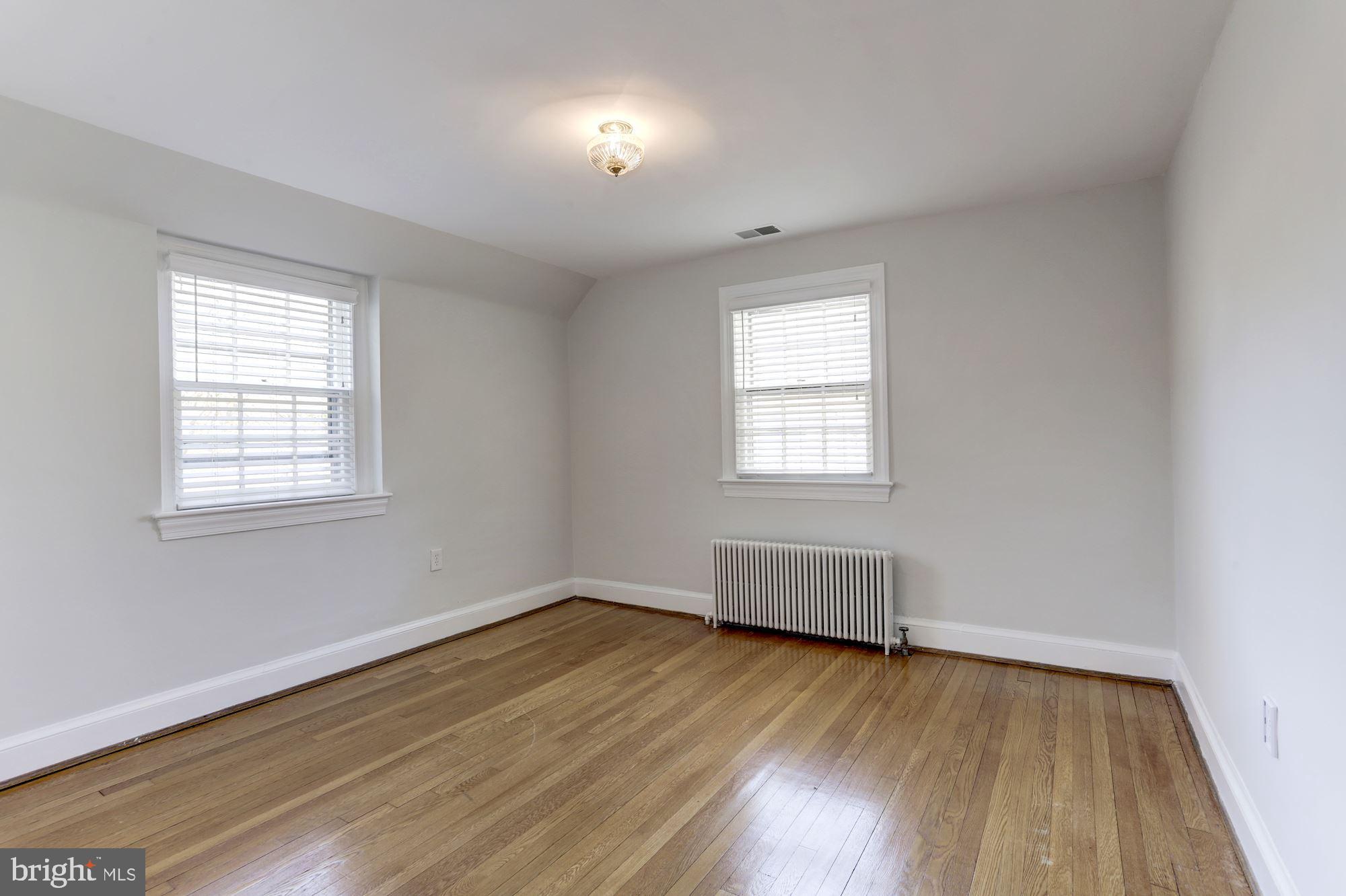 WESTMORELAND HILLS - Residential