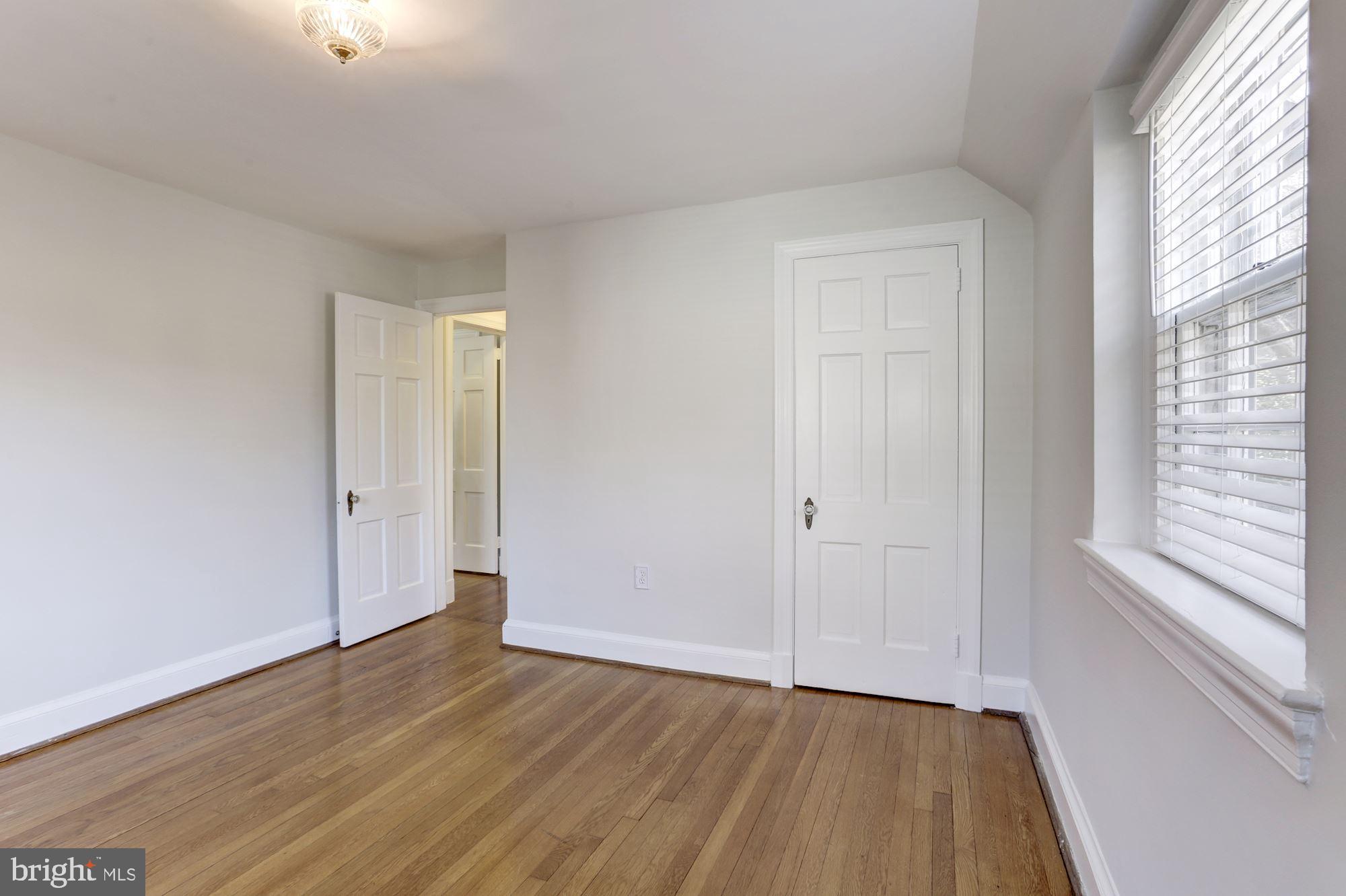 WESTMORELAND HILLS - Residential