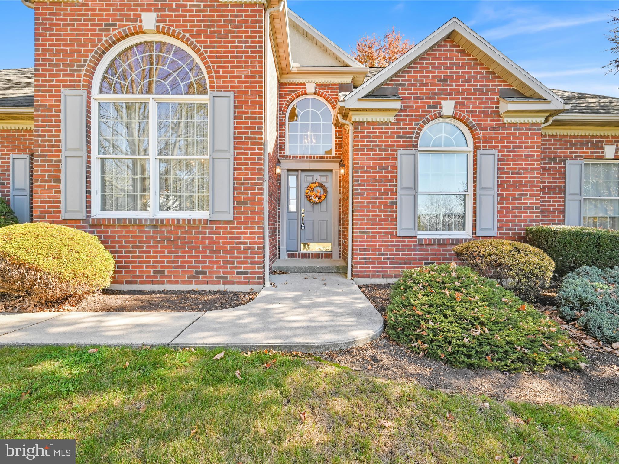 725 WASHINGTON STREET