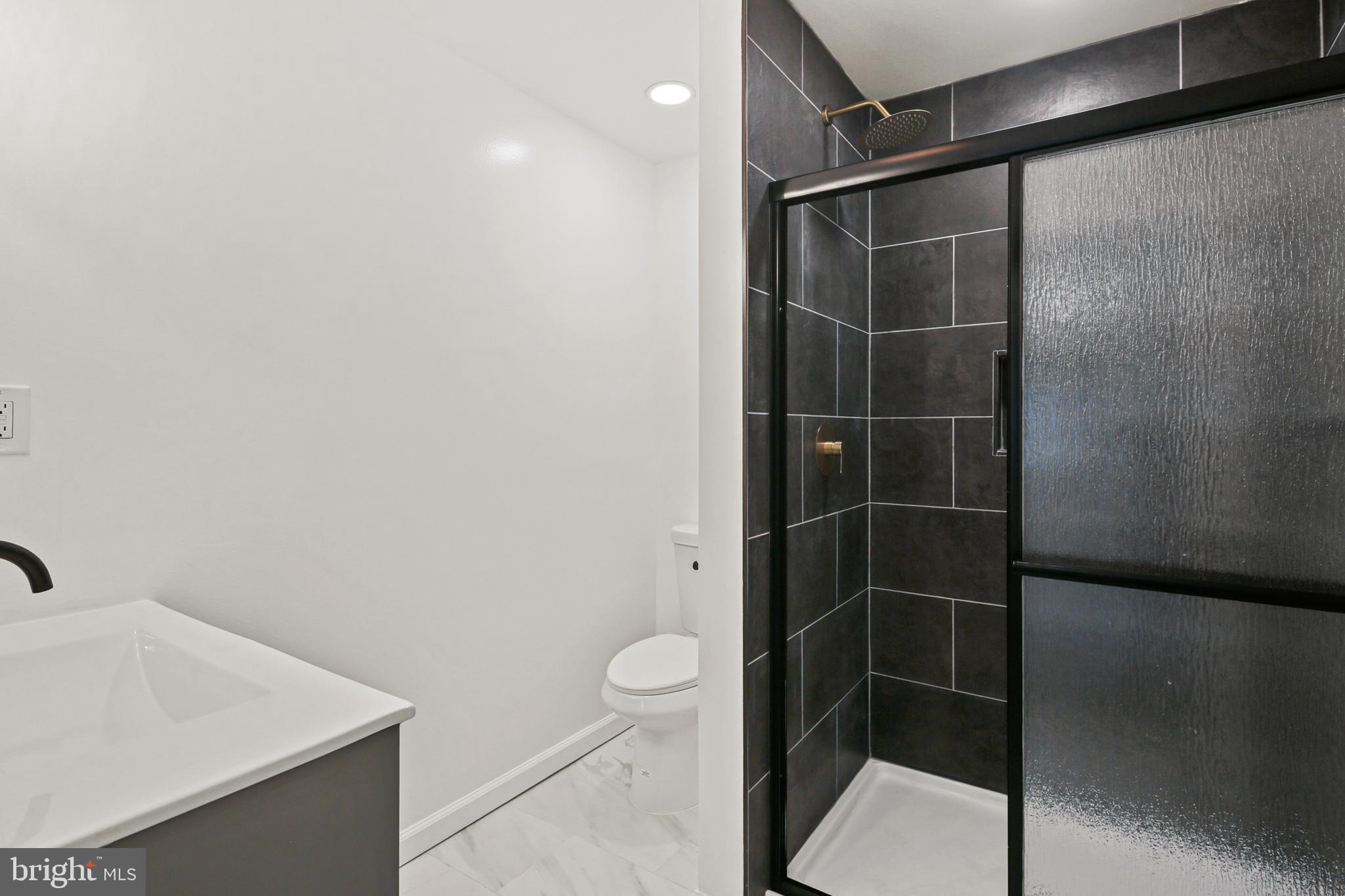 VICTORY VILLA - Residential