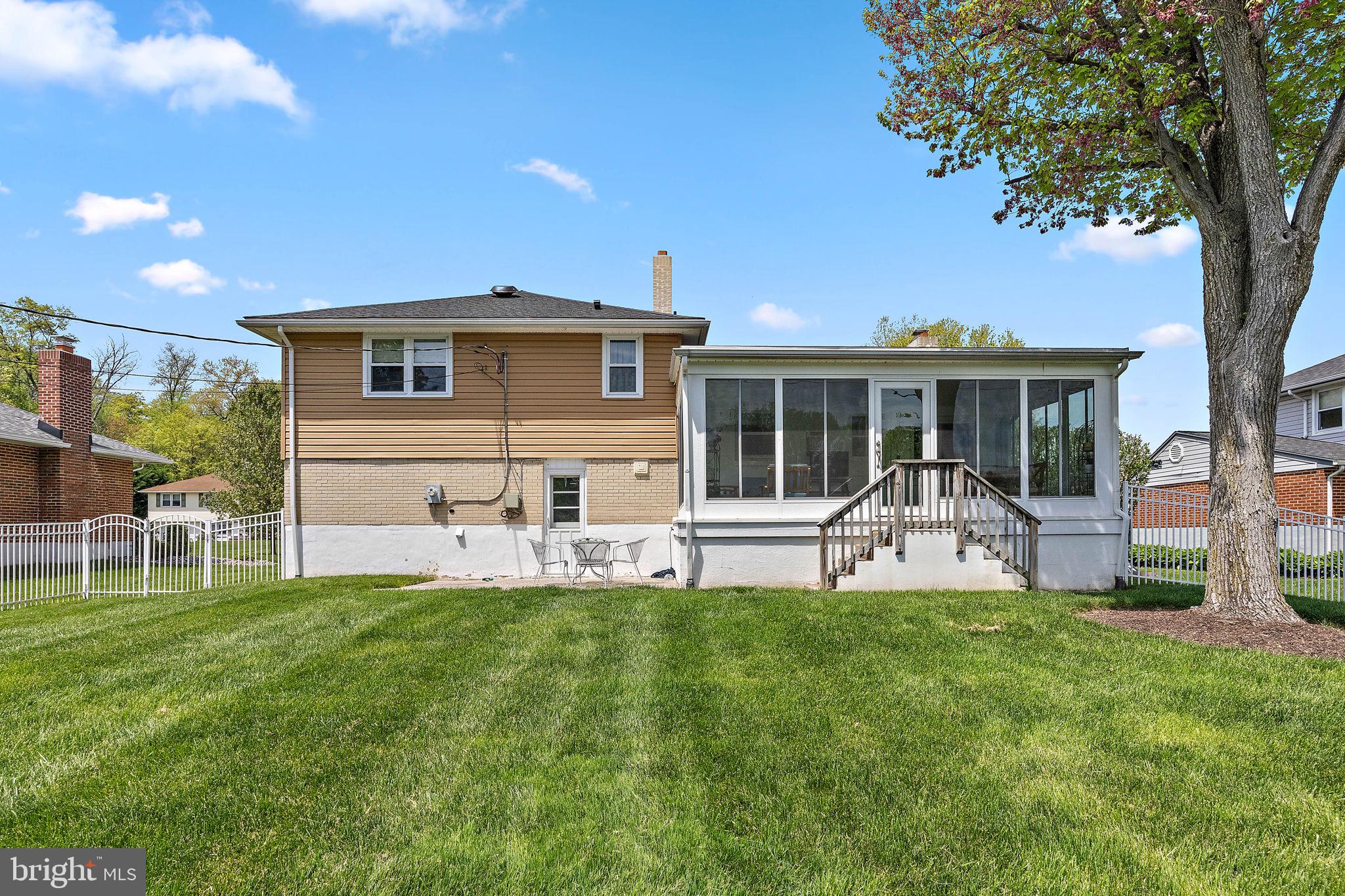 GRAYLYN CREST - Residential