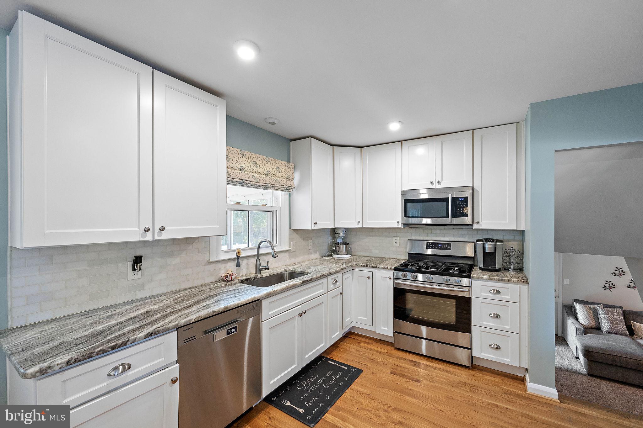 GRAYLYN CREST - Residential