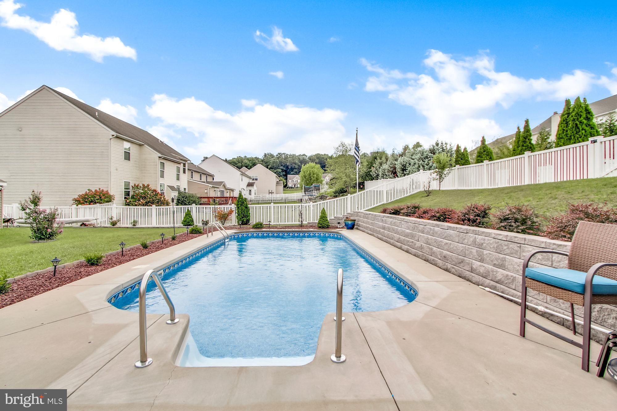 KOLLER POINTE - Residential