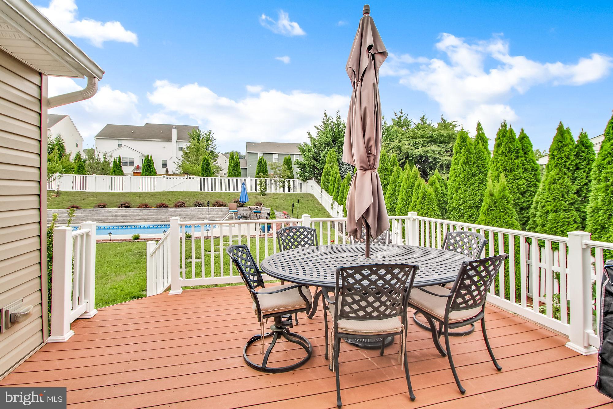 KOLLER POINTE - Residential