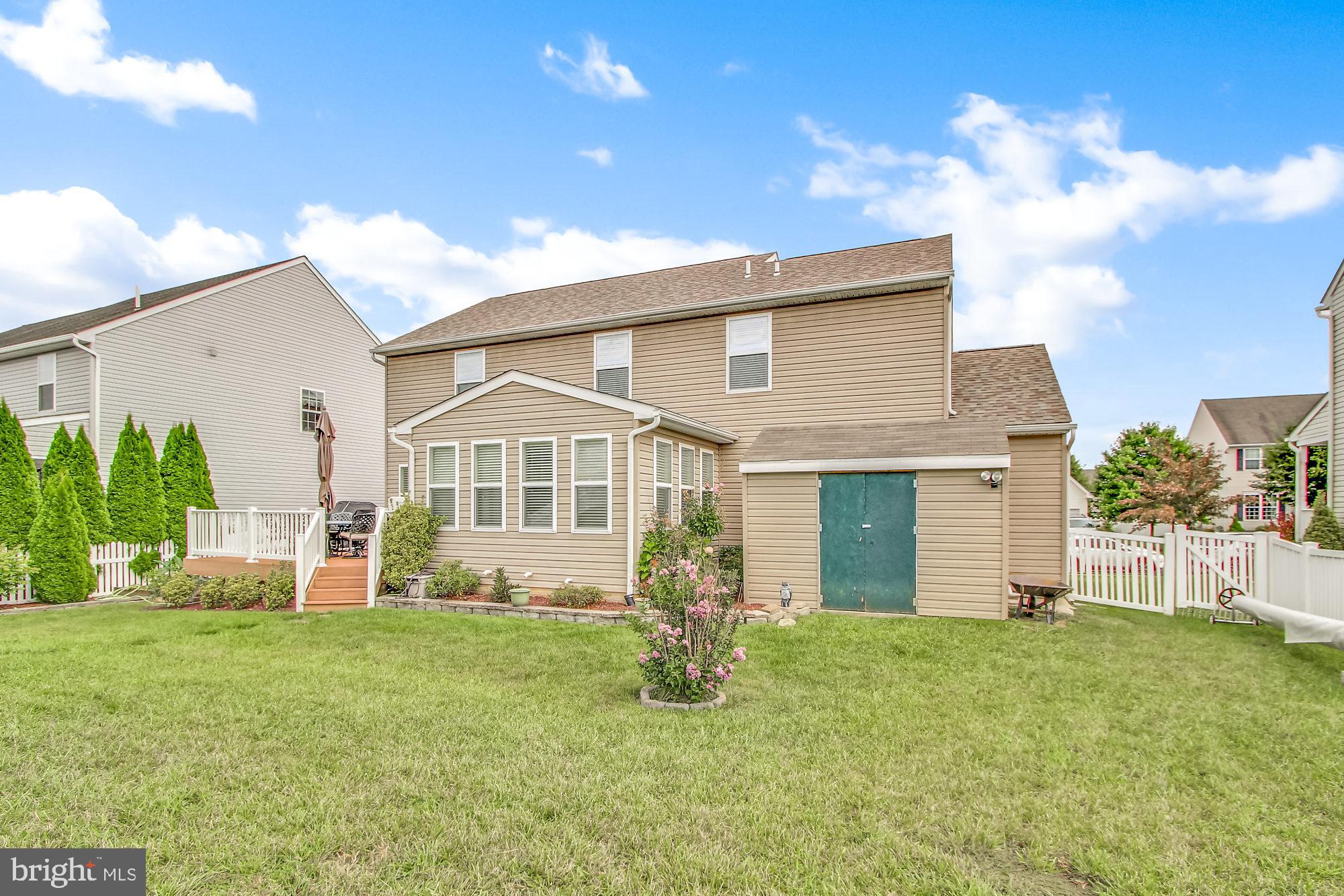 KOLLER POINTE - Residential